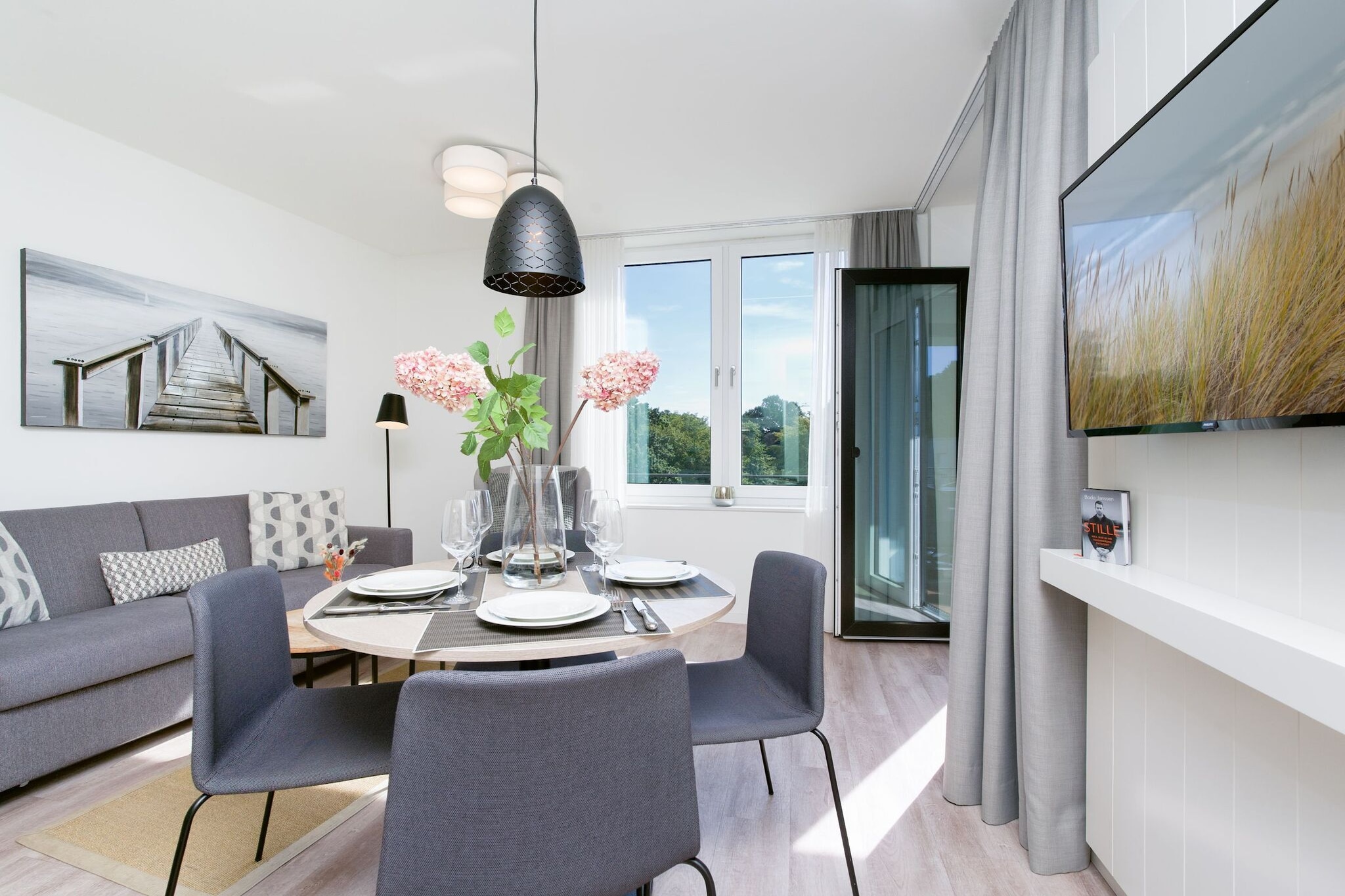 Godewindpark Travemünde Deluxe-Suite 2.04 mit Ost Loggia und Wellness - Eetkamer