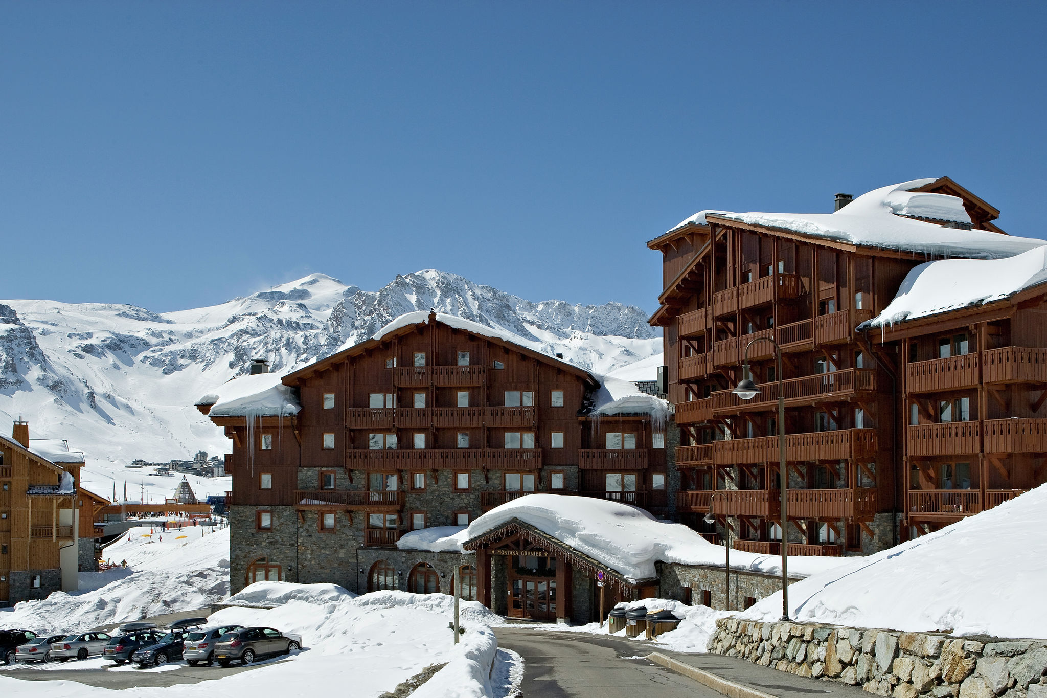 Bel appartement directement sur la piste de ski de Tignes