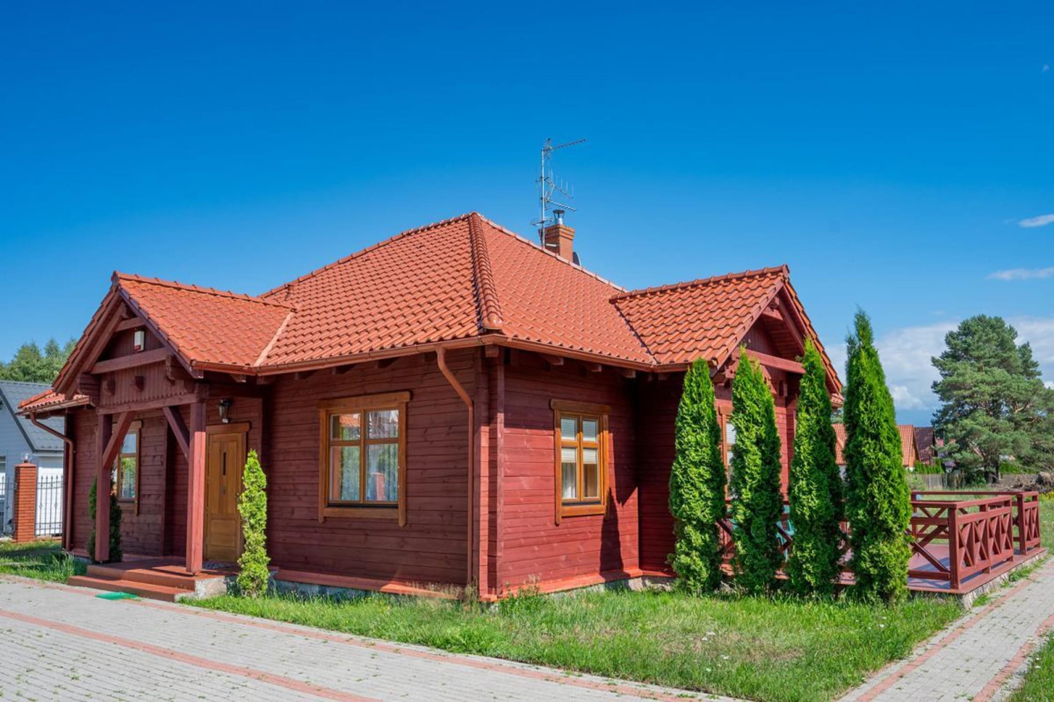 Exterior Summer