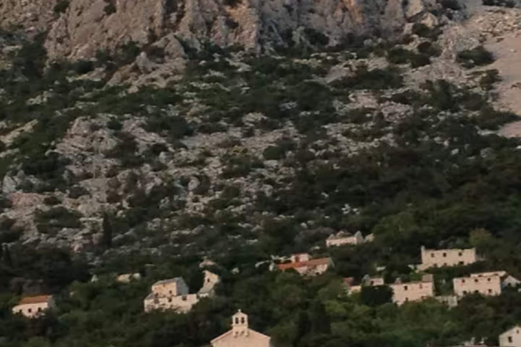 Olive Grove Apartment - Three Bedroom Apartment First floor - Uitzicht