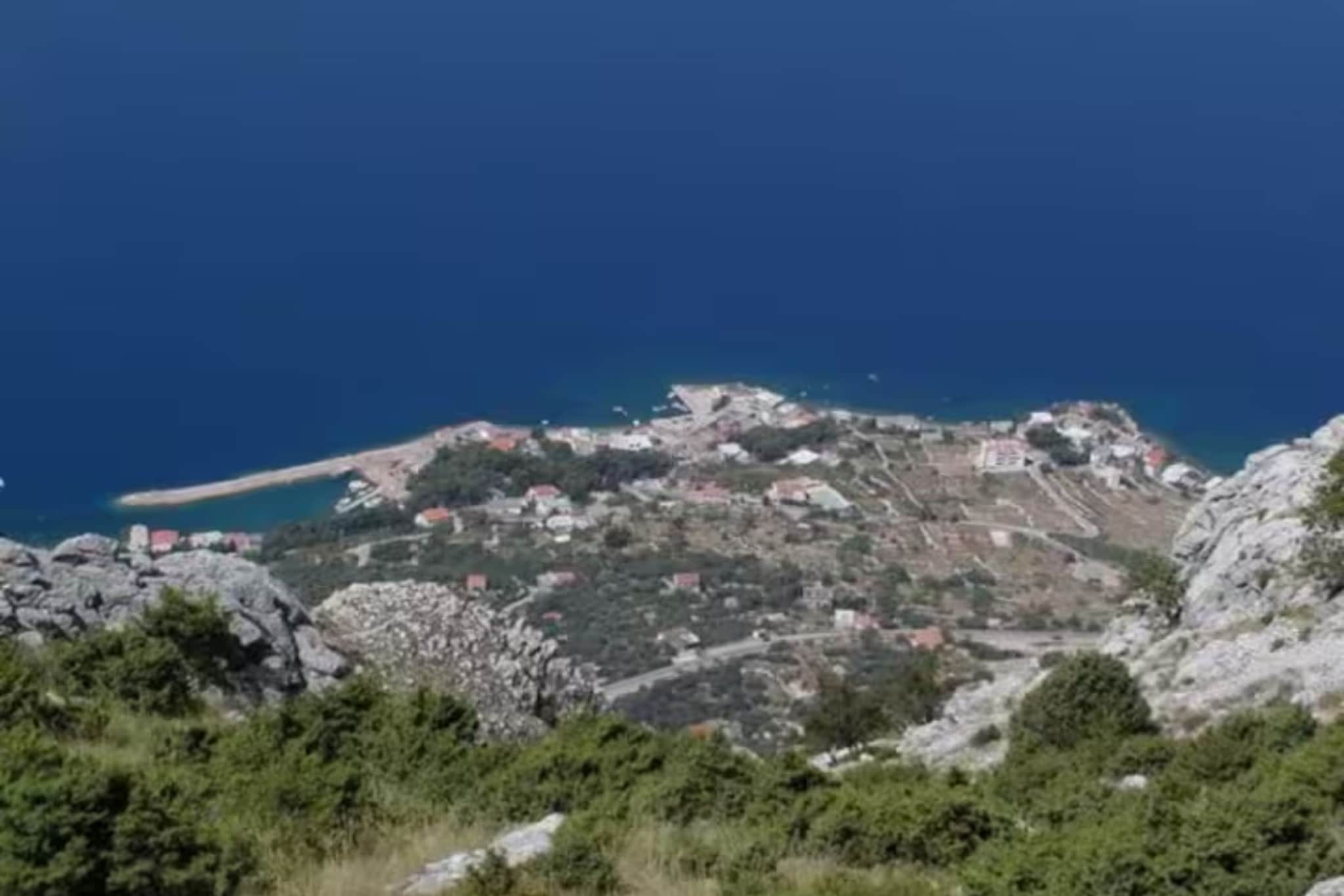 Olive Grove Apartment - Three Bedroom Apartment First floor - Uitzicht