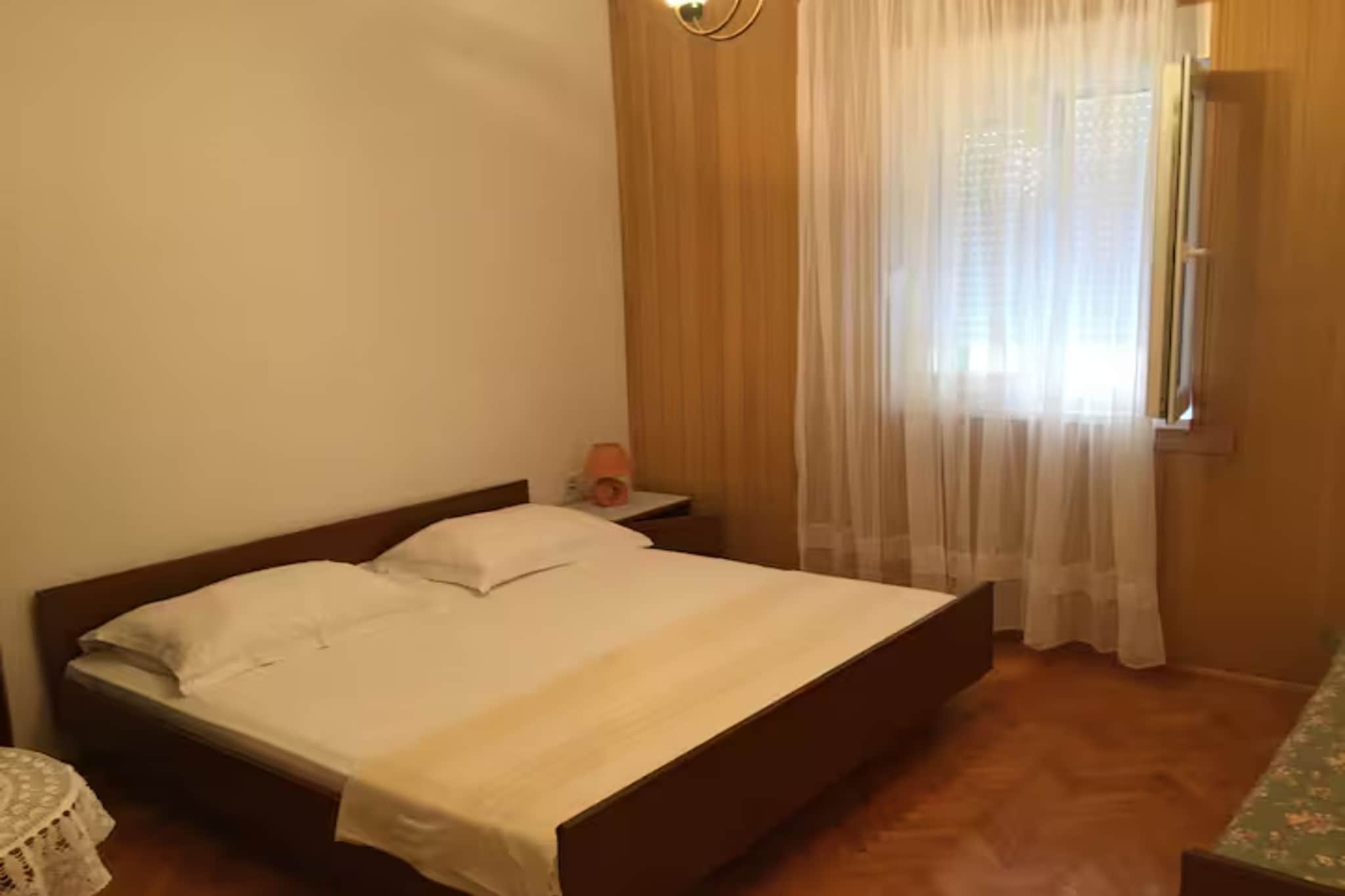 Olive Grove Apartment - Three Bedroom Apartment First floor