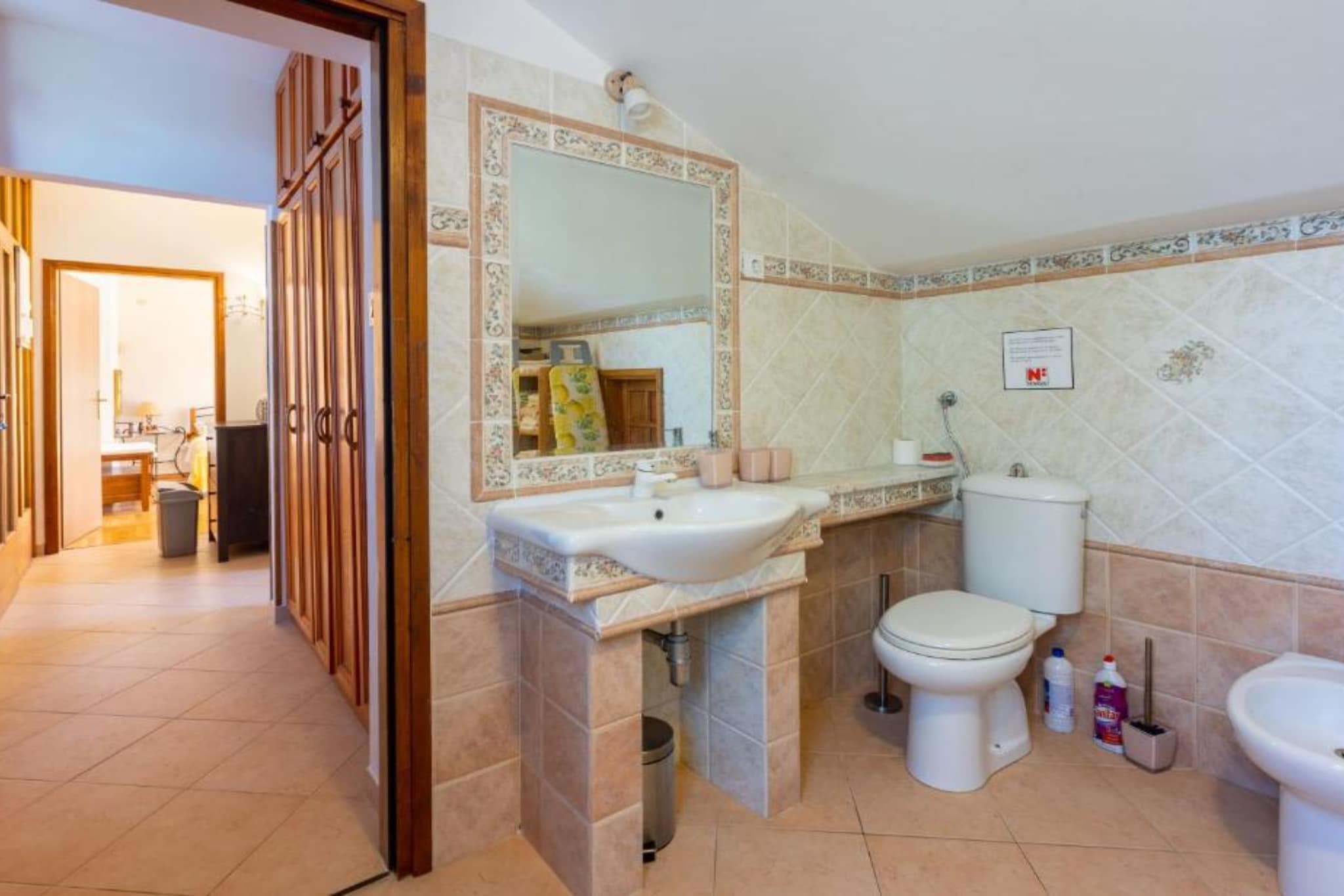 Ma Vero Residence - One Bedroom Apartment with Balcony and Garden View ( A2 ) - Salle de bain