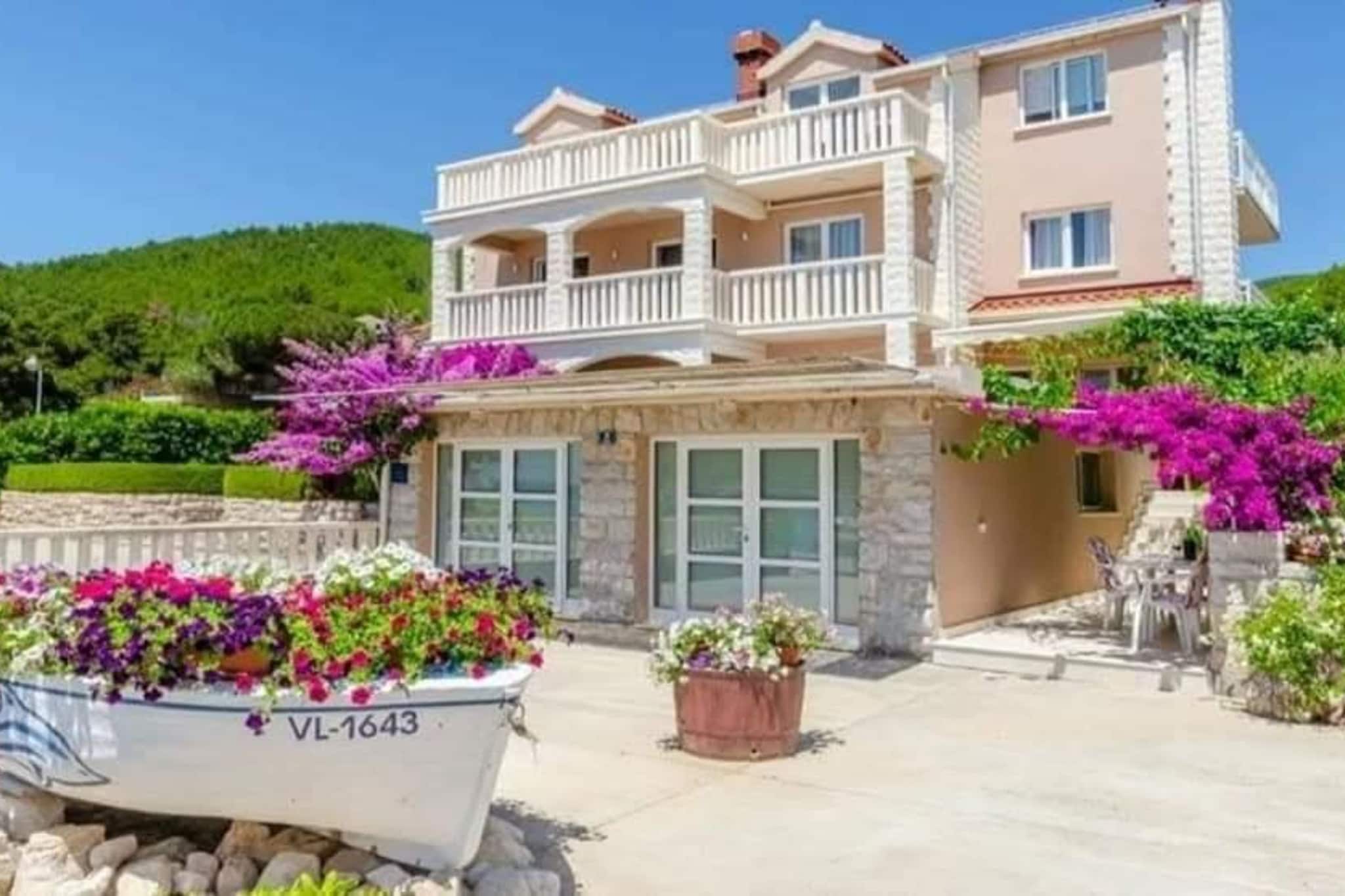 Apartman Helena Korčula - Two Bedroom Apartment with Sea View and Terrace - Buitenlucht