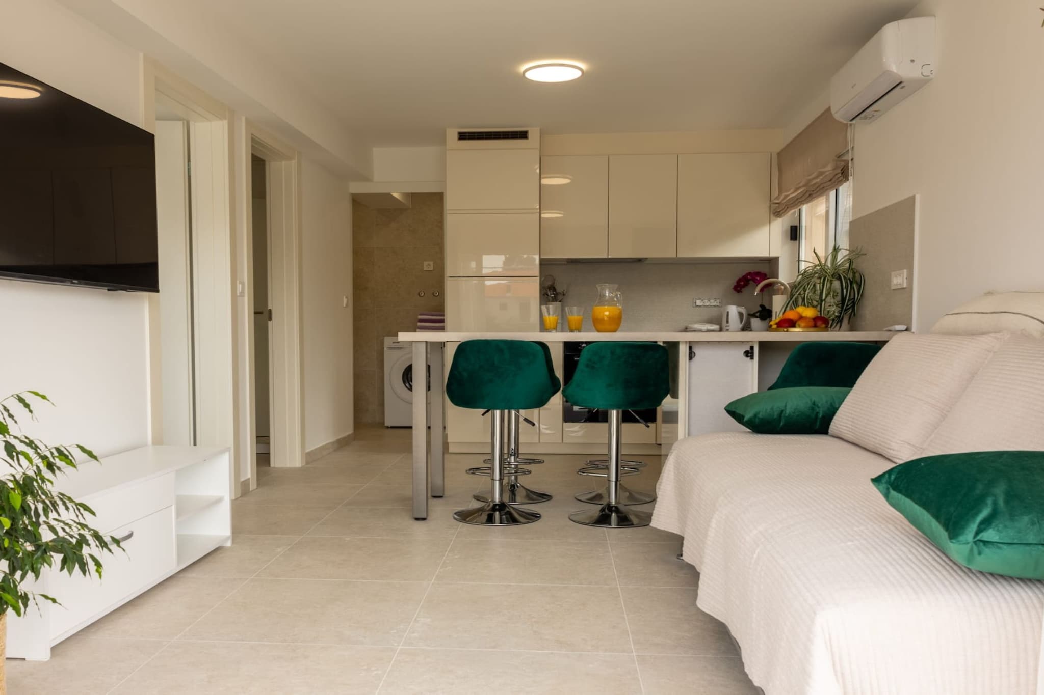 Apartman Helena Korčula - Two Bedroom Apartment with Sea View and Terrace