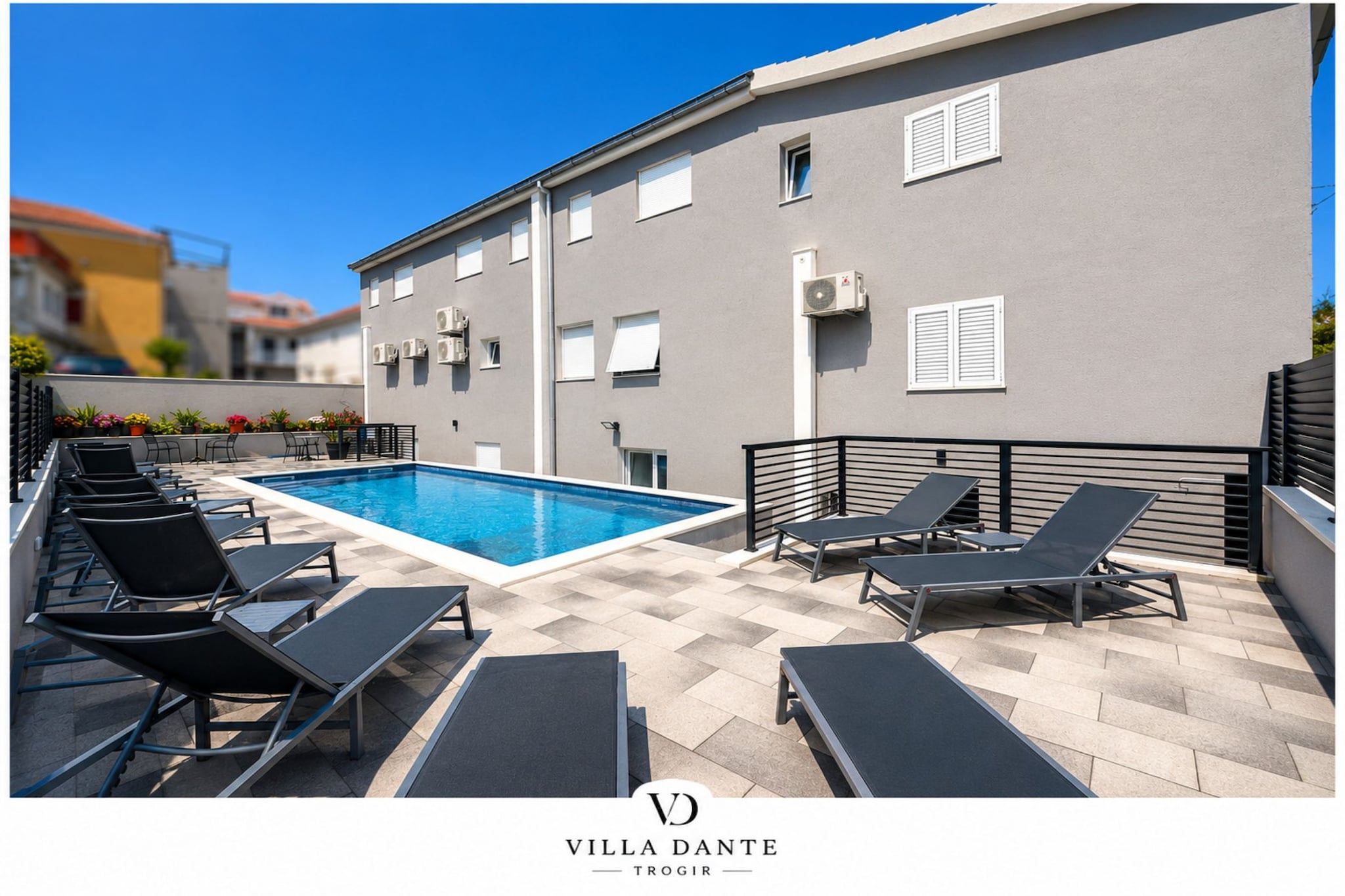 Villa Dante - Double Room 9 - Buitenlucht