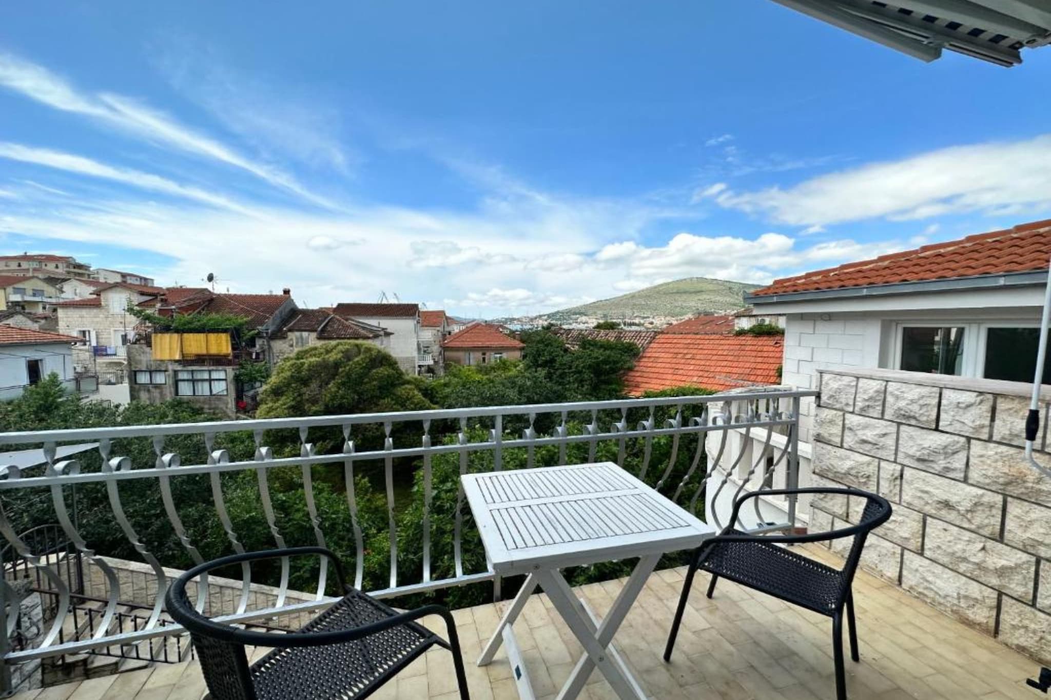Villa Dante - Double Room 9 - Buitenlucht