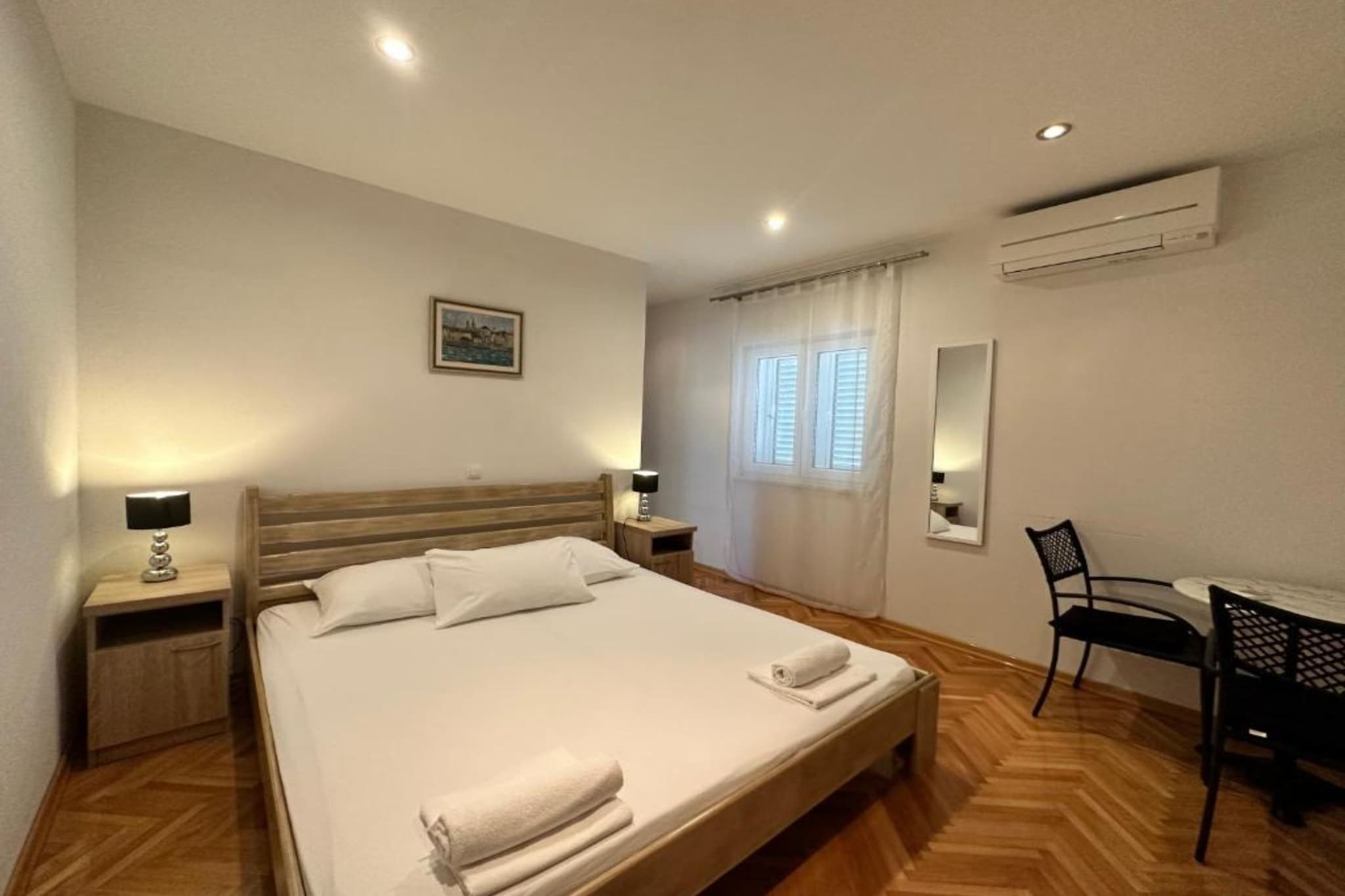 Villa Dante - Double Room 9 - Slaapkamer