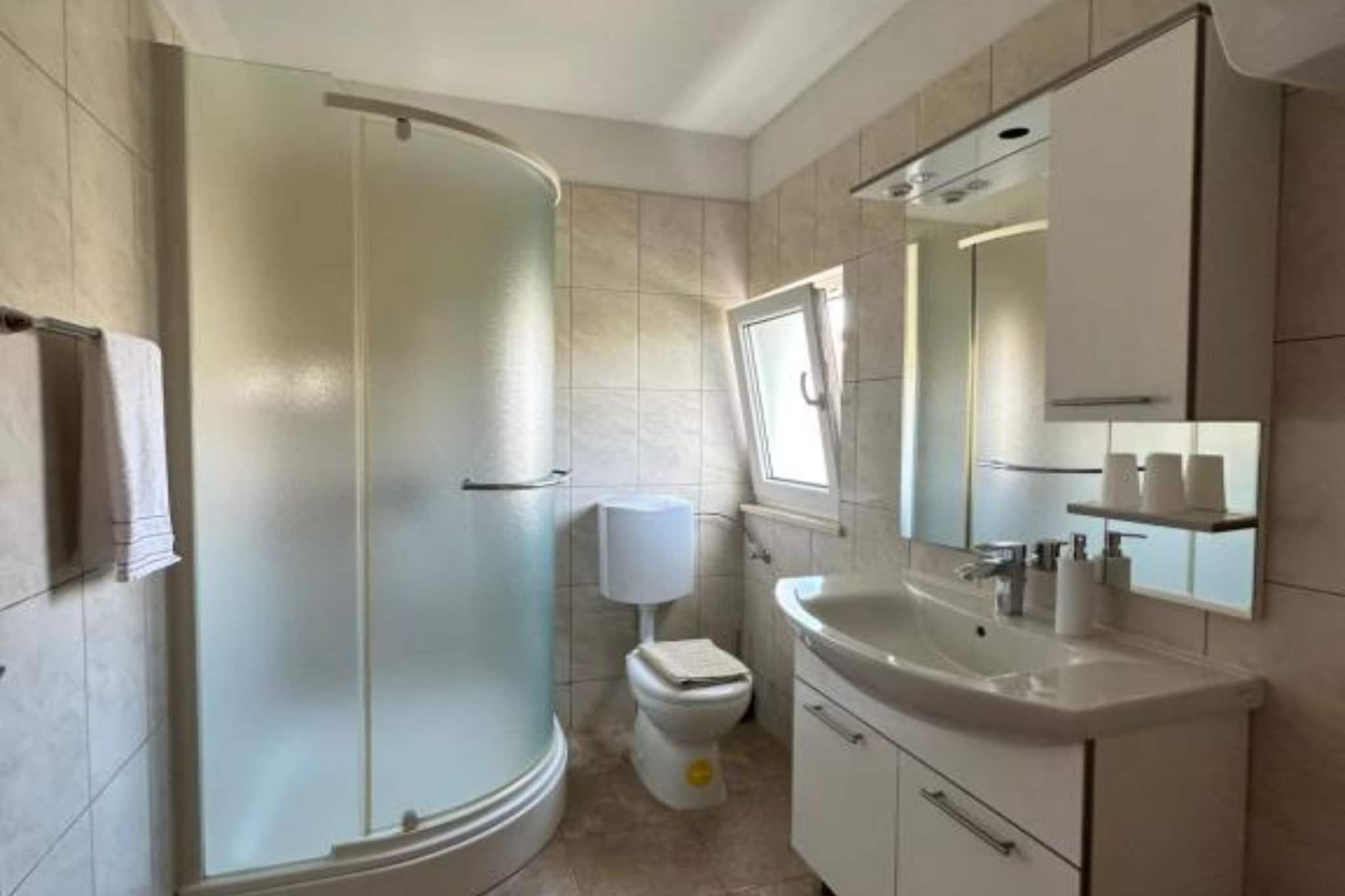 Villa Dante - Double Room 9 - Badkamer