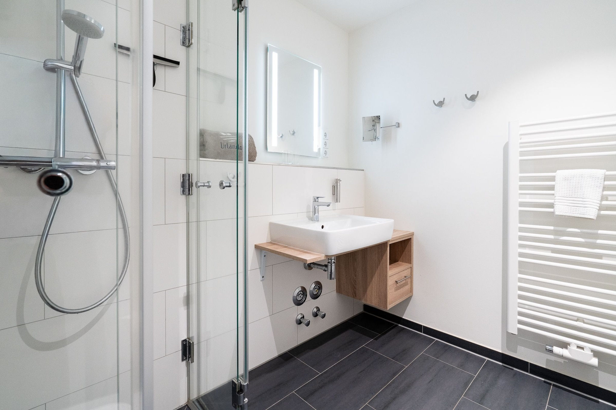 Godewindpark Travemünde Exklusives Apartment 3.11 mit Strandkorb, Begrüßungsgetränken und hundefreundlich - Badkamer