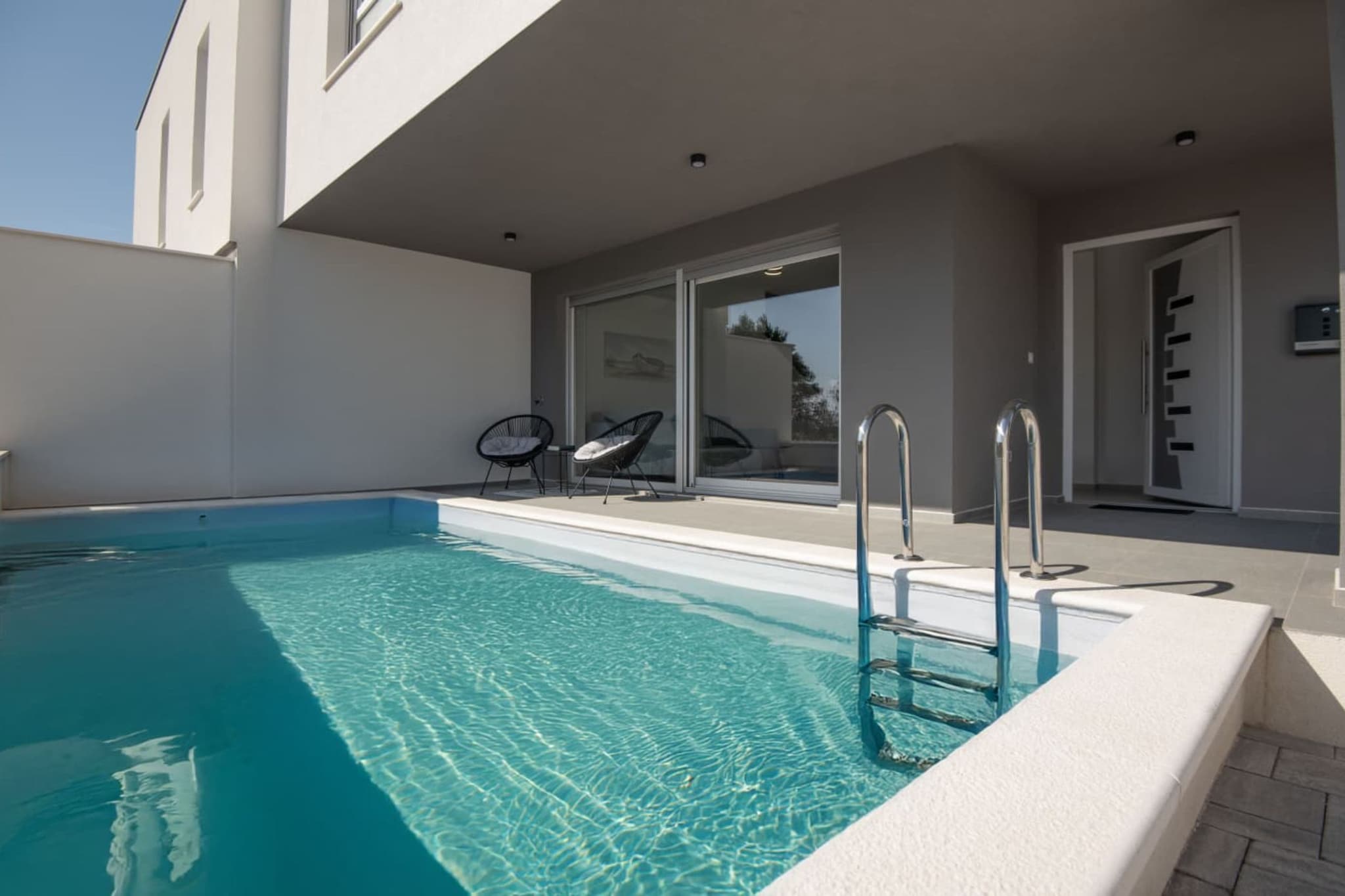 Villa Pomalo - Three Bedroom Villa with Outdoor Swimming Pool - Swimming pool