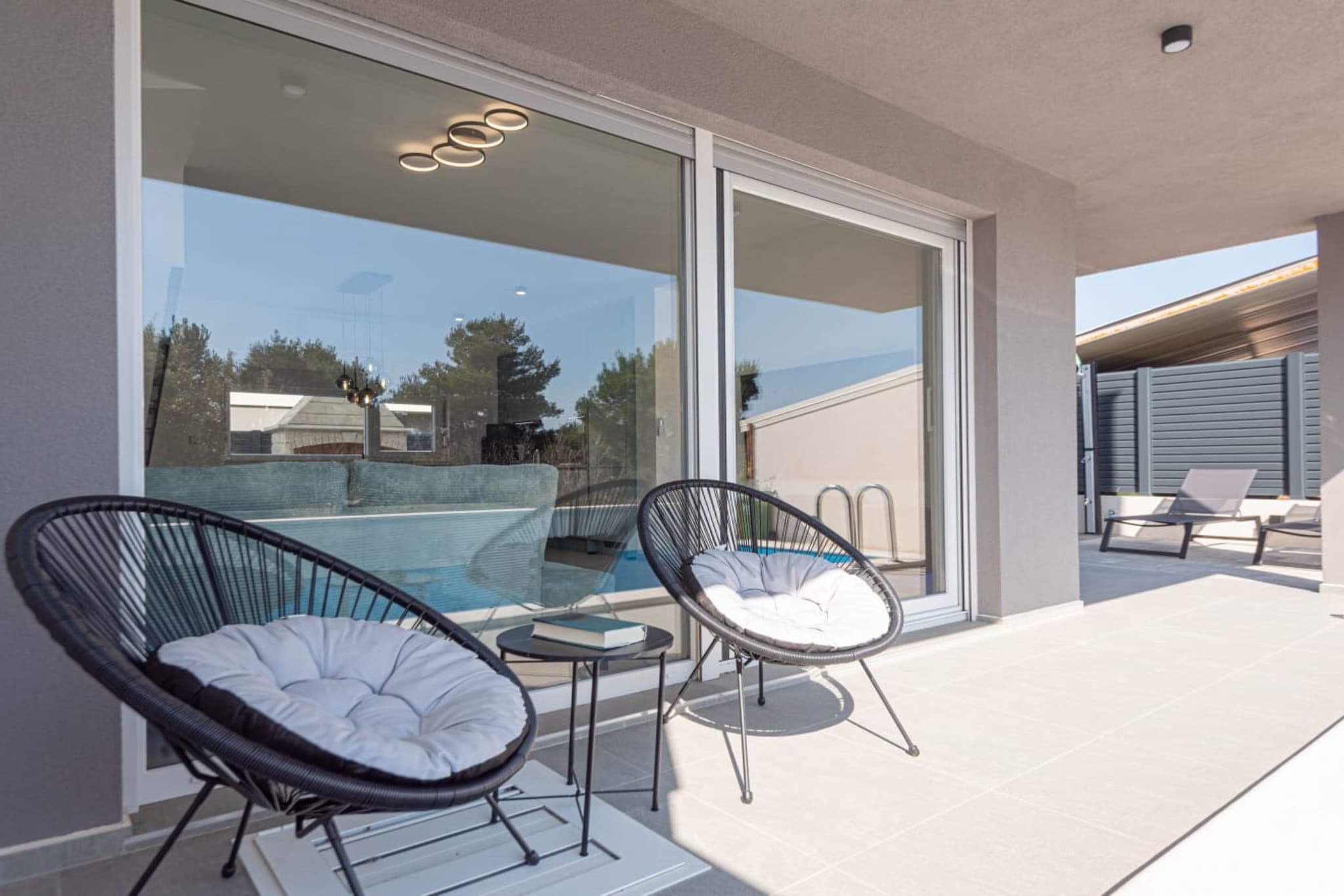 Villa Pomalo - Three Bedroom Villa with Outdoor Swimming Pool - Swimming pool