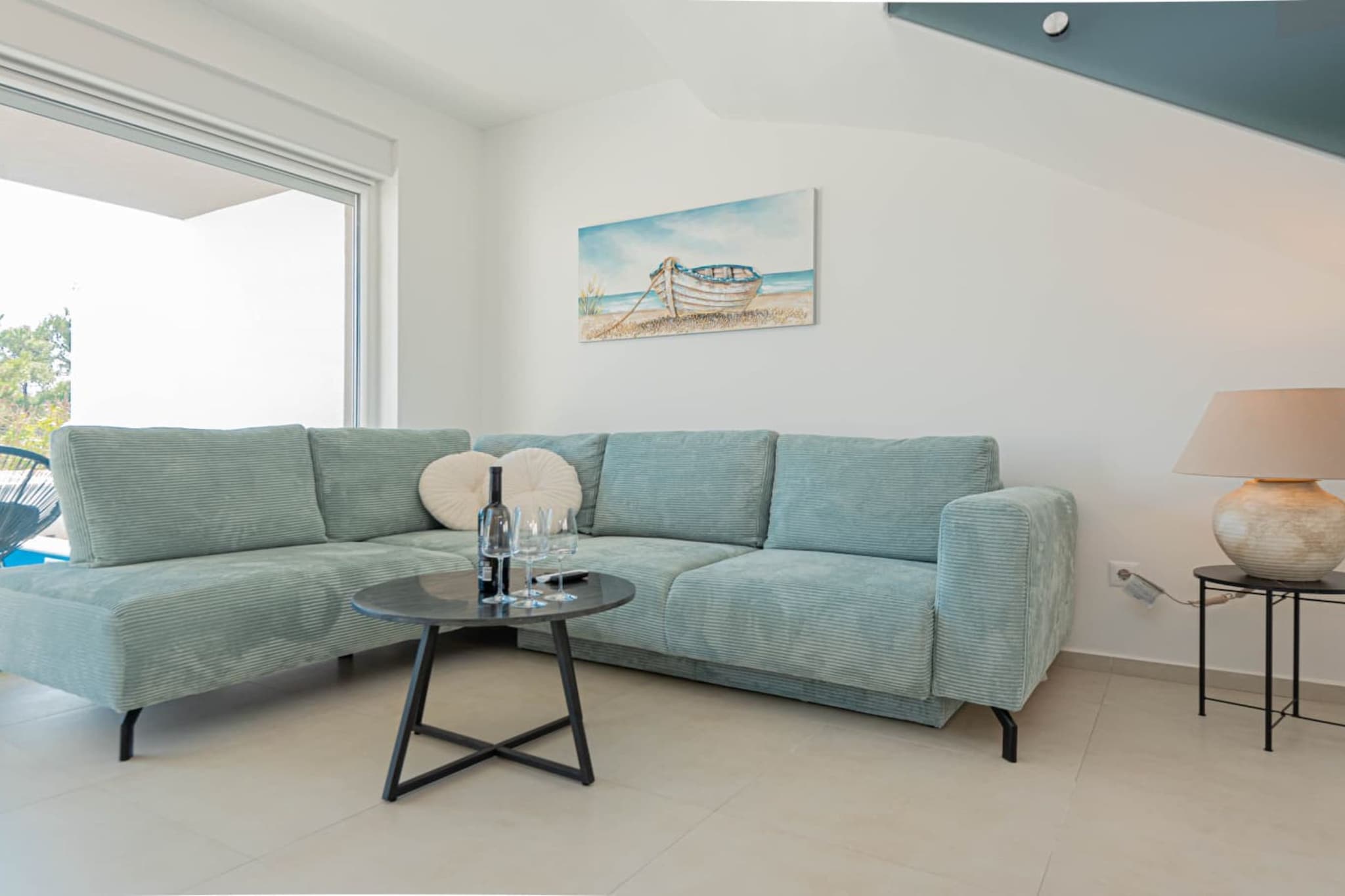 Villa Pomalo - Three Bedroom Villa with Outdoor Swimming Pool - Living room