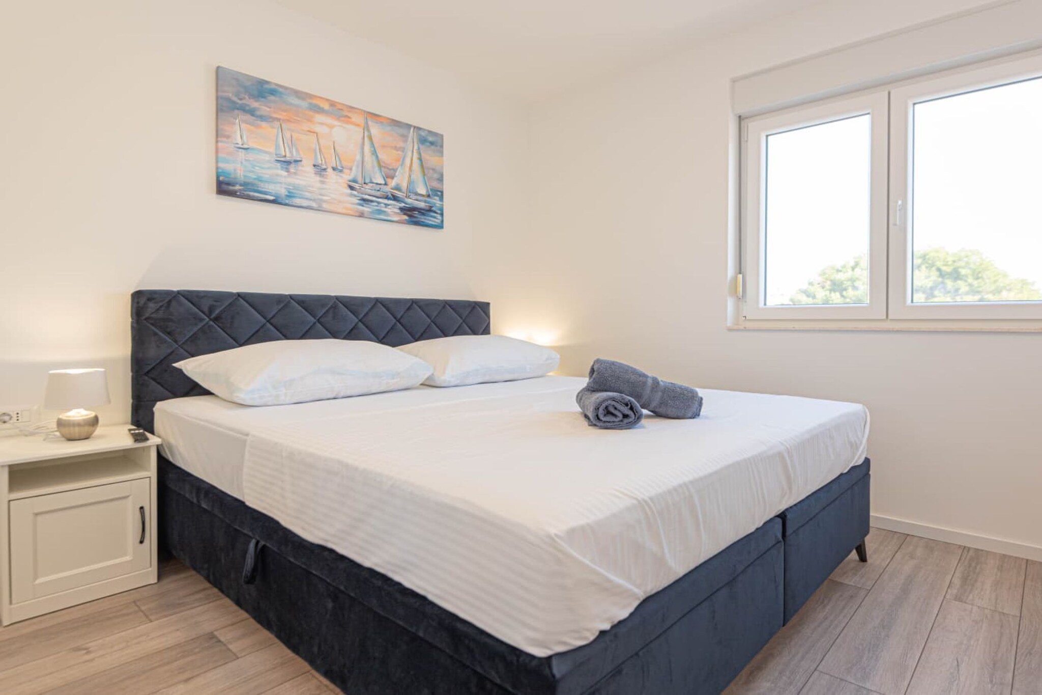 Villa Pomalo - Three Bedroom Villa with Outdoor Swimming Pool - Bedroom