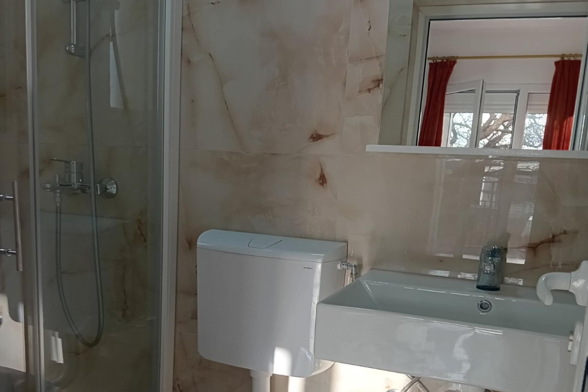 Beachfront Sunset Apartments Sutomore - Superior Studio Apartment with Sea View and Terrace - Salle de bain