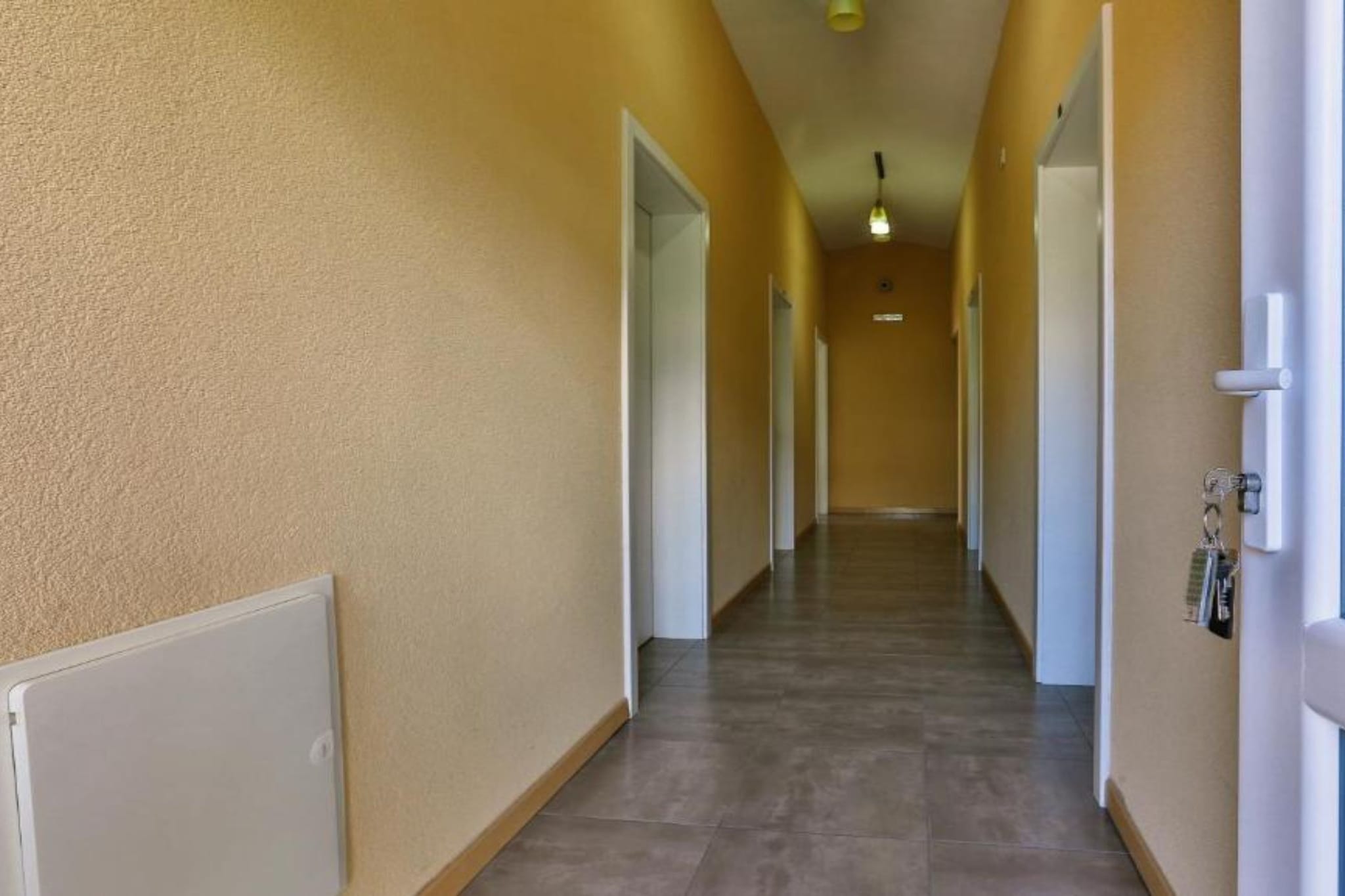Beachfront Sunset Apartments Sutomore -  Classic Studio Apartment with Sea View and Terrace 1 - Intérieur