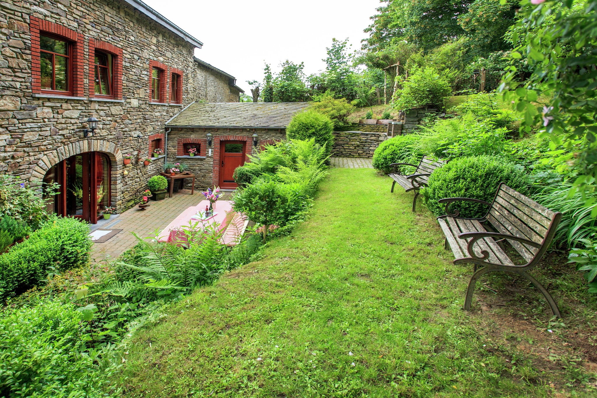 Vakantiehuis La Roche-Hubermont max. 15 personen 7 slaapkamers #2