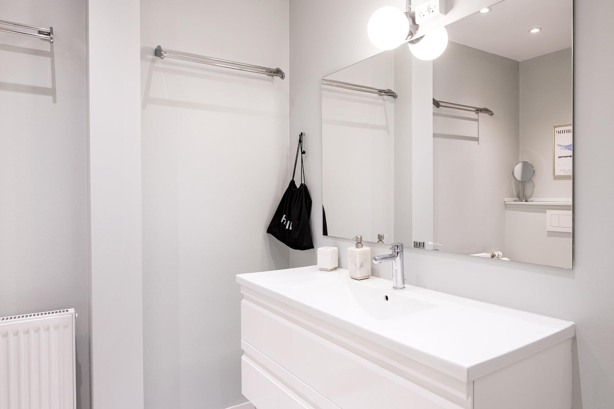 E9.The Beach F - Badkamer