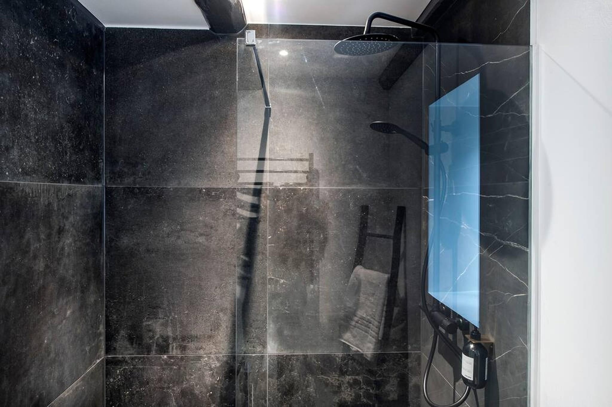 B6.Churchill P - Badkamer