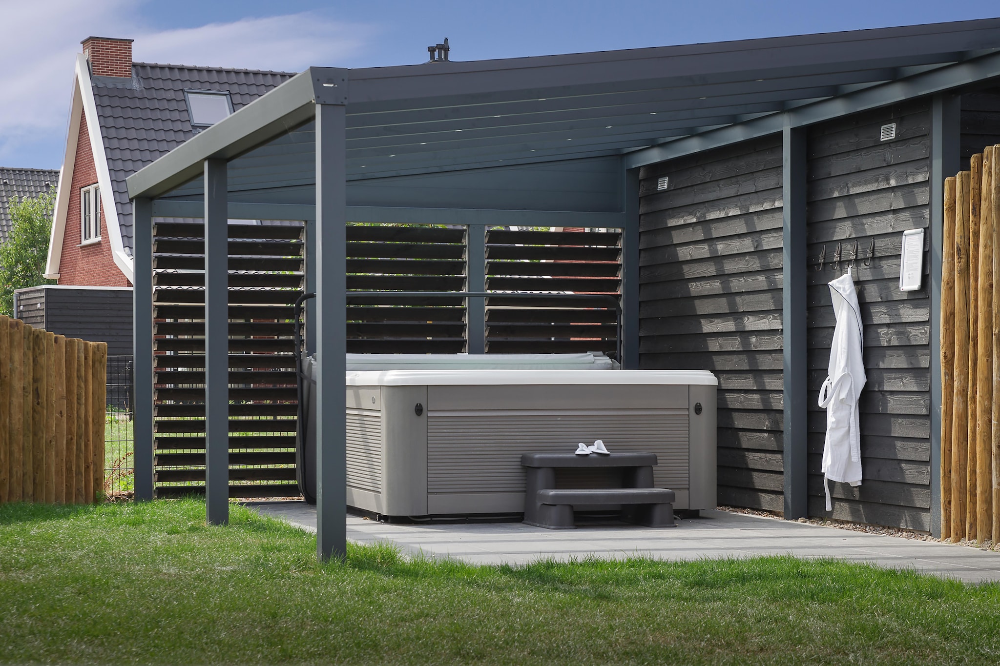 Villa 10 - 12-persoons villa met buitenjacuzzi - Wellness