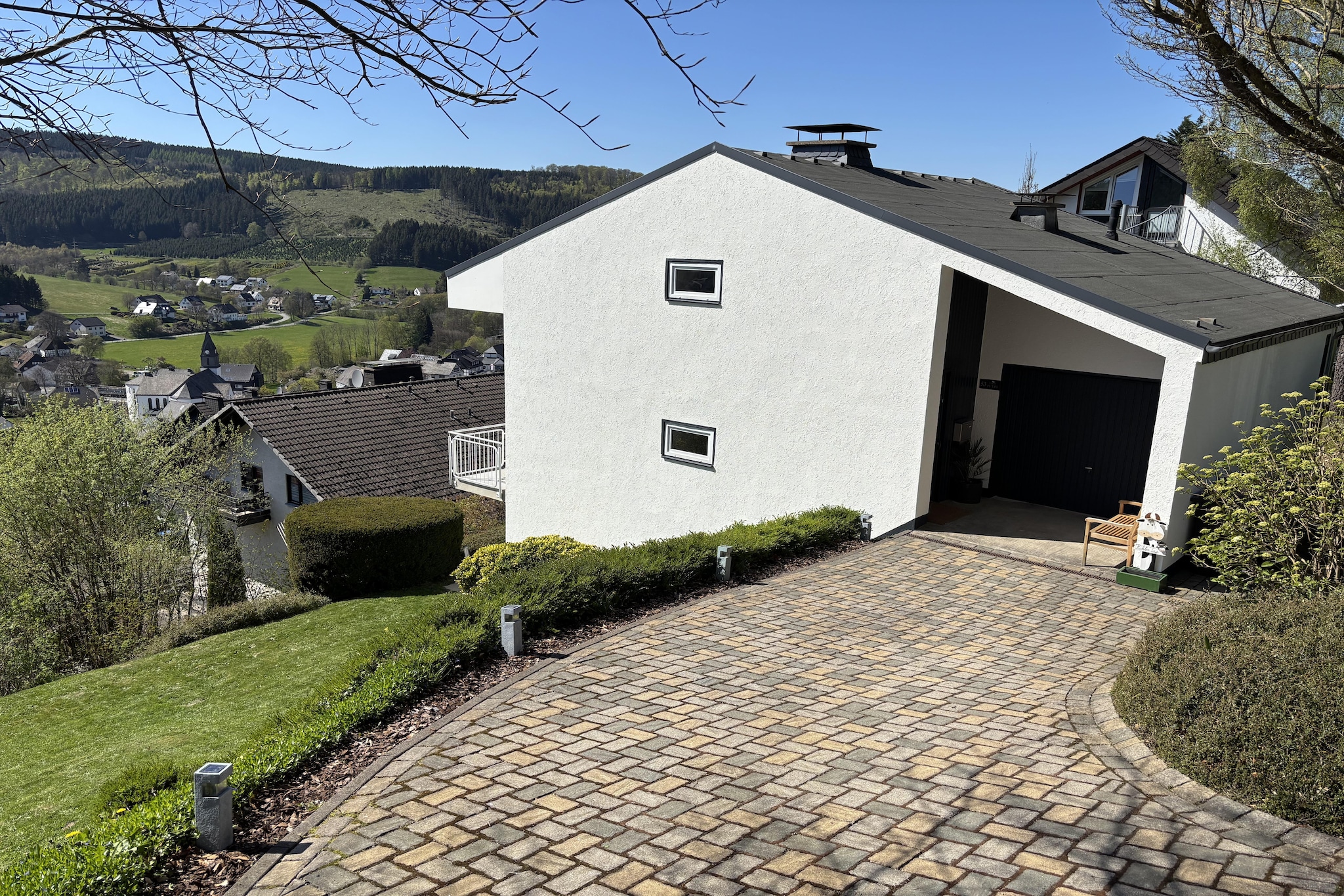 Ferienhaus Petri Winterberg-Niedersfeld - Exterior in summer