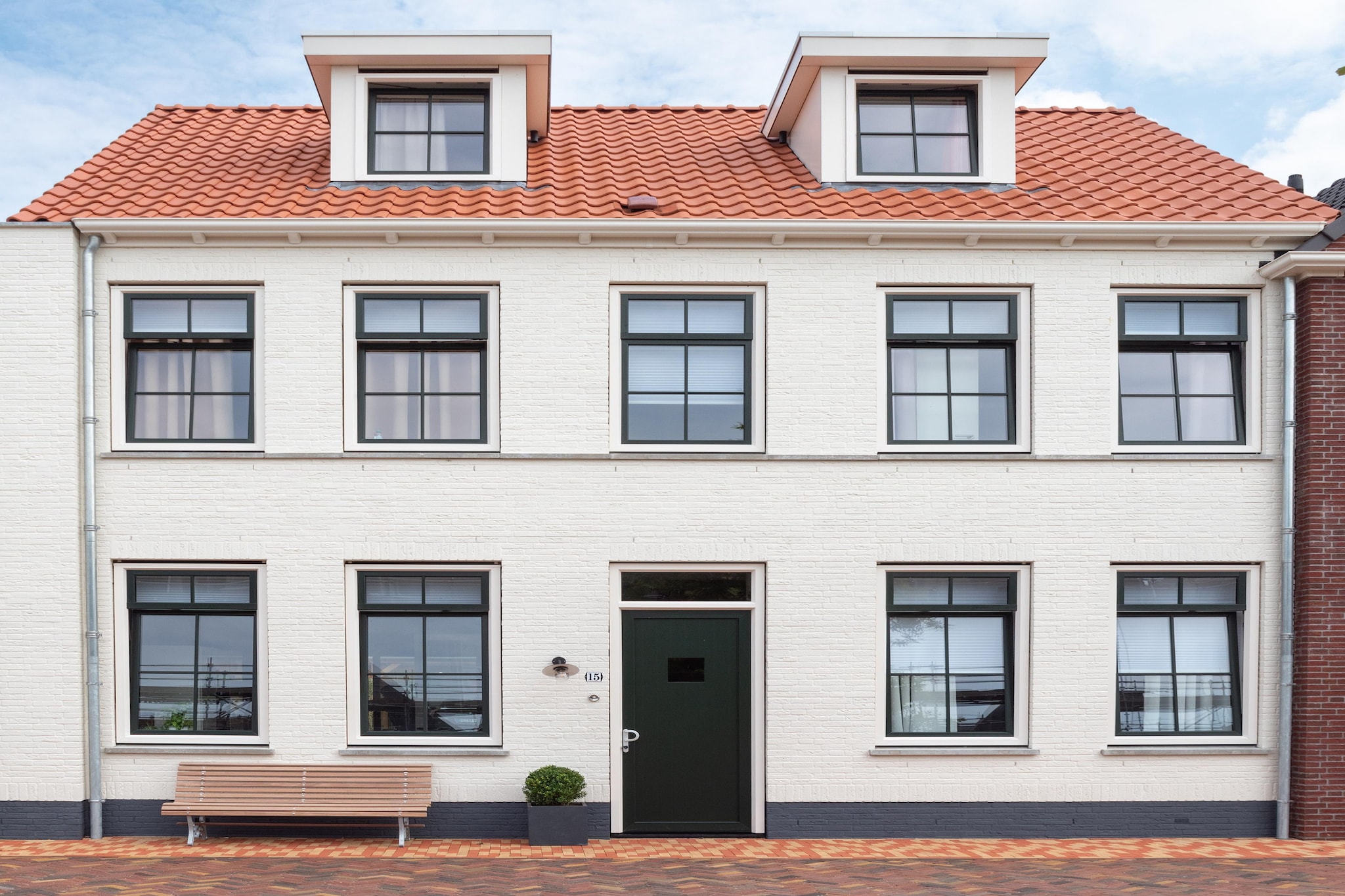 Villa 12 - 12-persoons villa met buitenjacuzzi