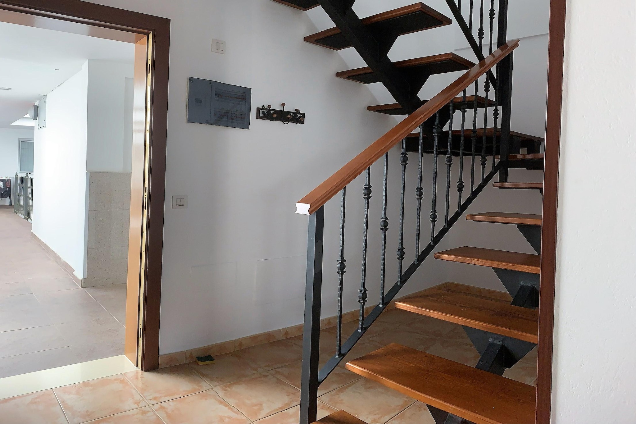 The Madroño Holiday Home - 2 Pax - Flur