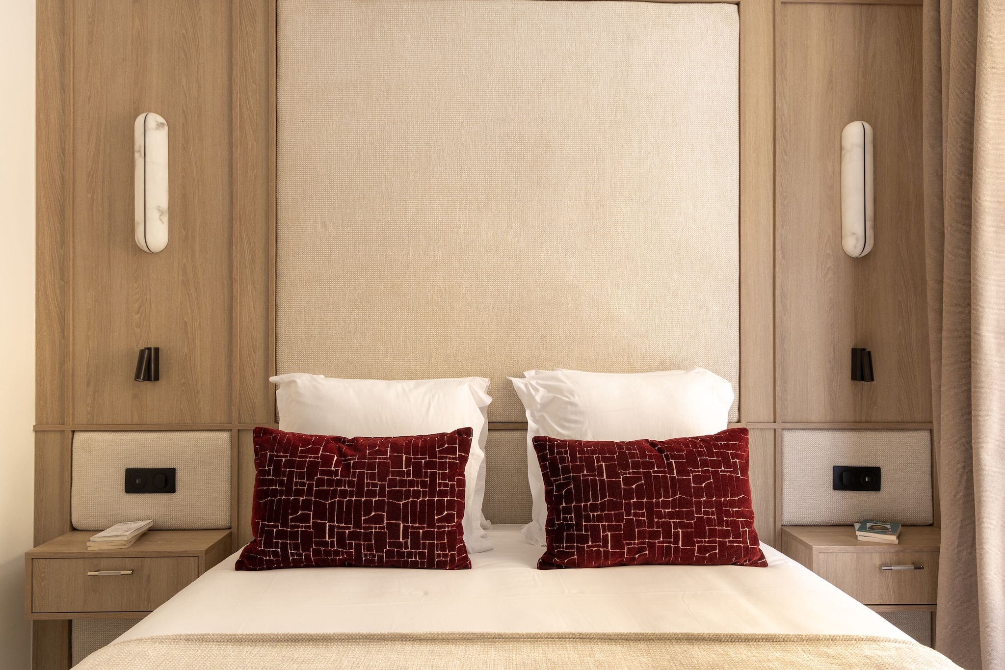 DB-44-DIDOT - Bedroom