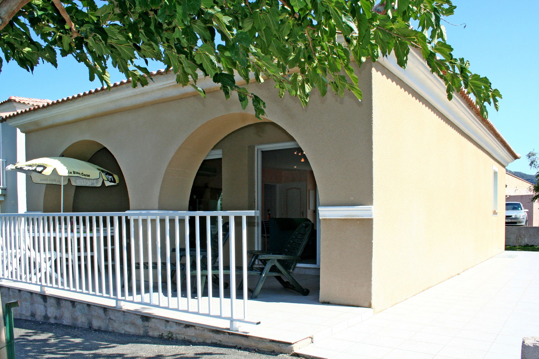 Villa minimaliste avec piscine à Algajola