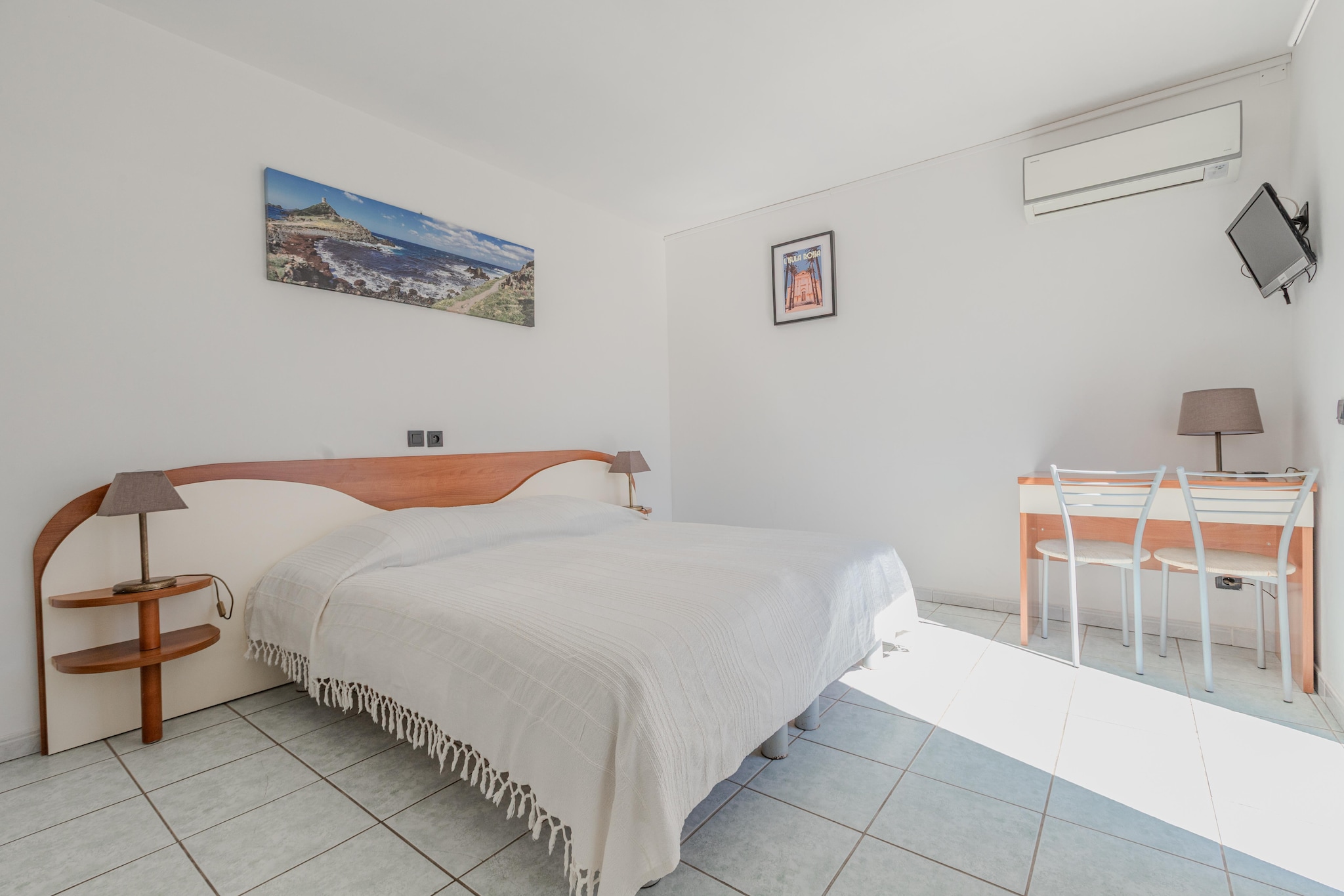 Ninu-Bedroom