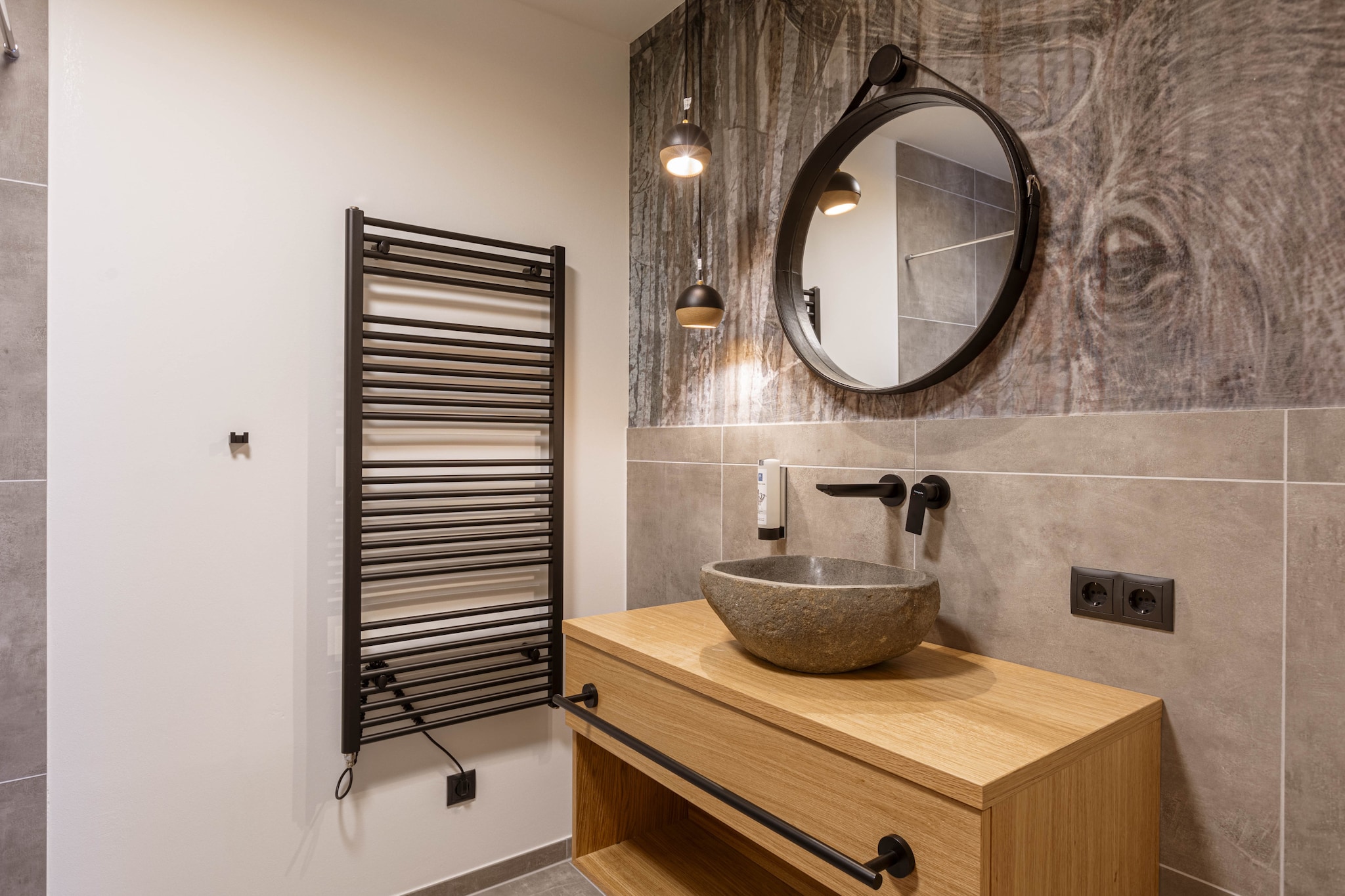Fiss Suites 12 SV - Non tagué