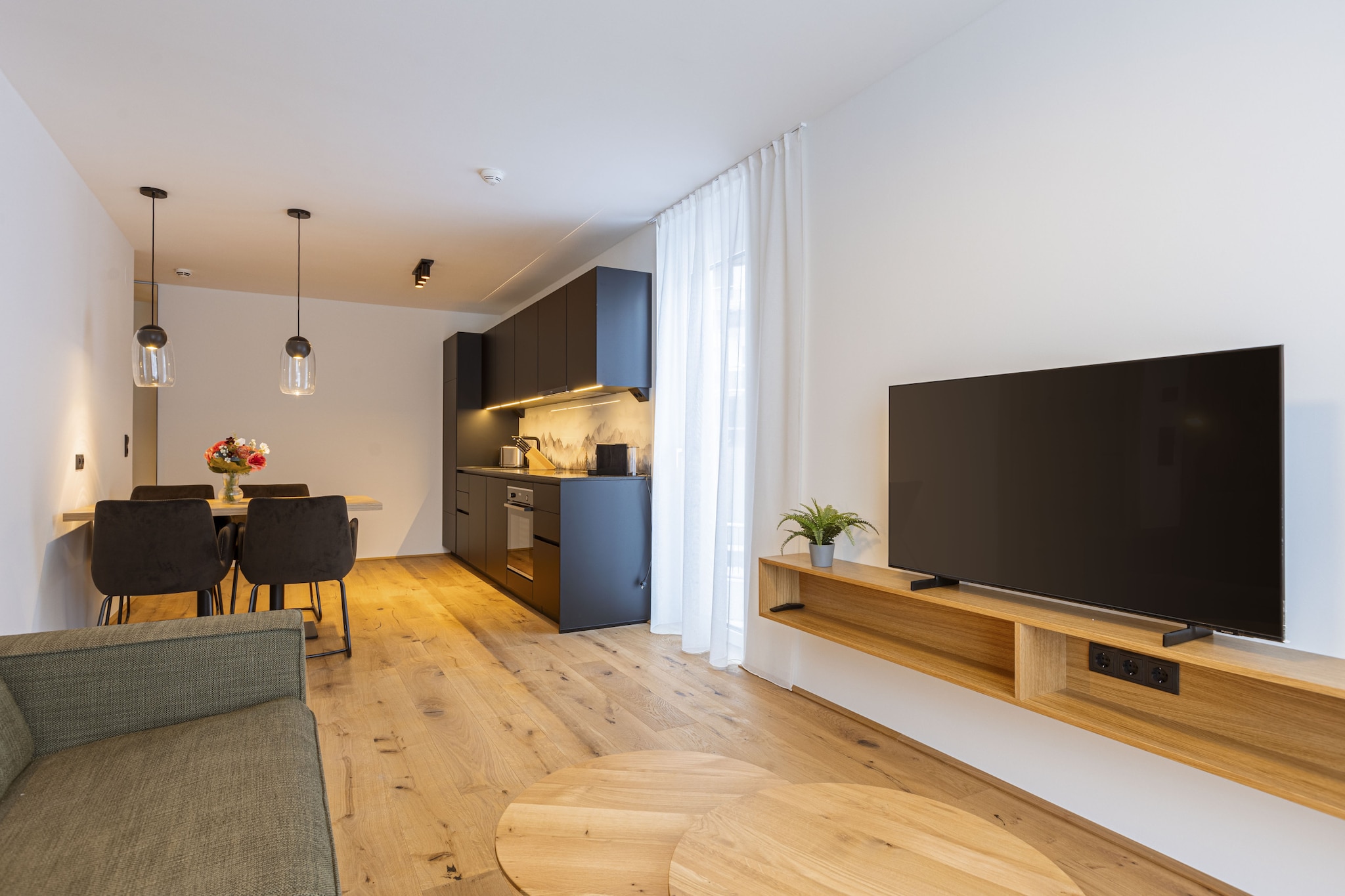Fiss Suites 12 SV - Non tagué