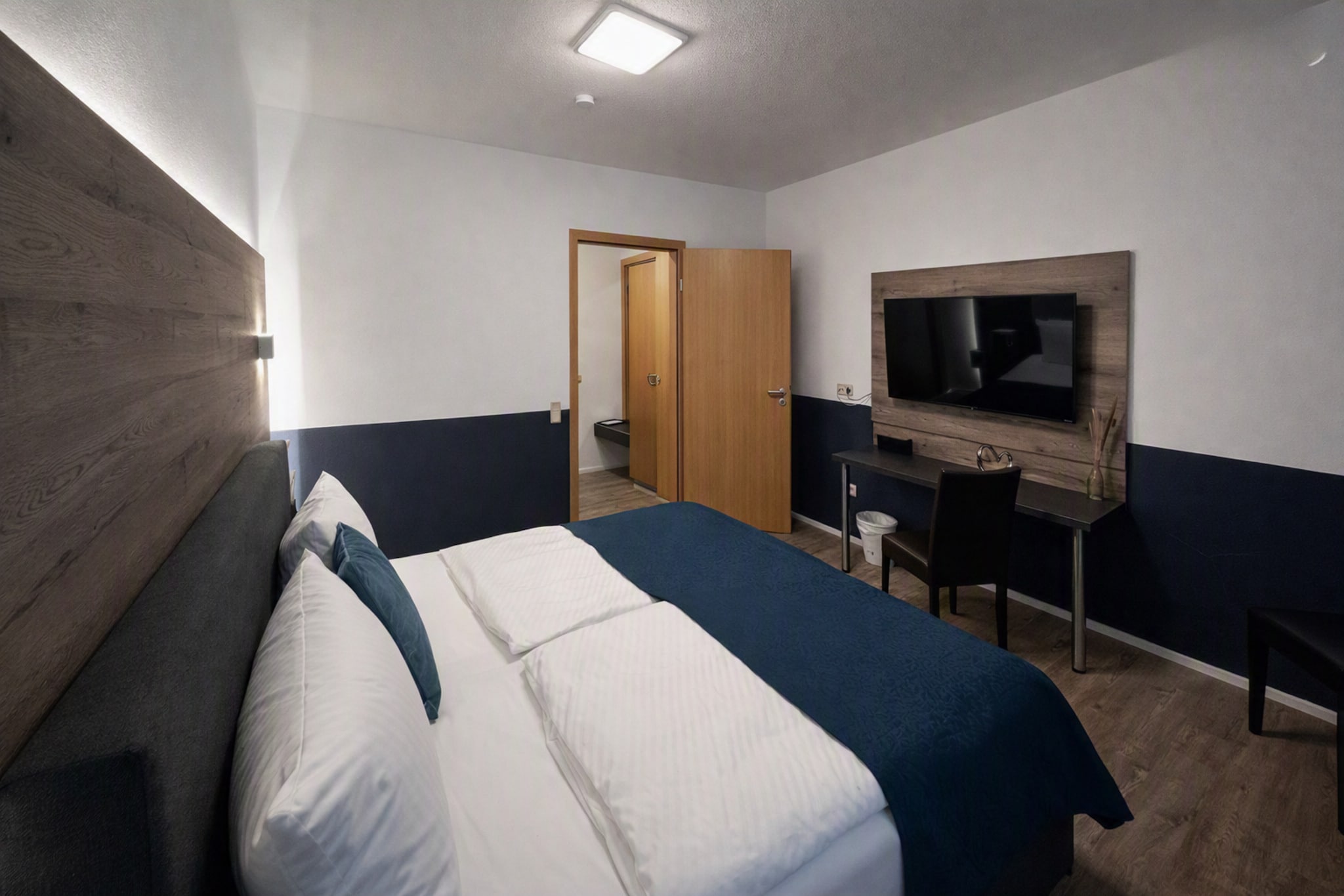 Landhotel Rauber Sankt Wendel - Double Room  Balcony - Slaapkamer