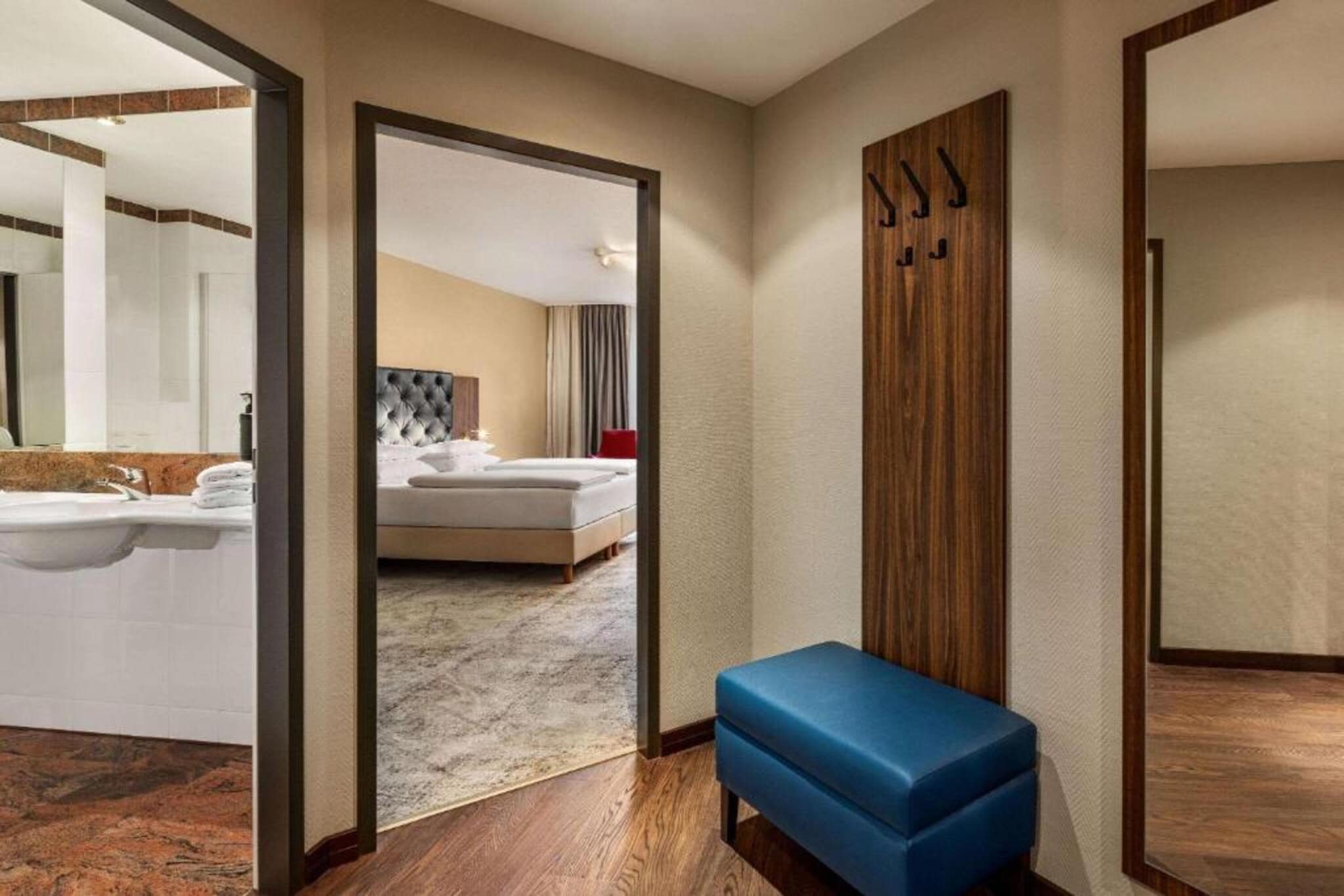 Amedia Hotel & Suites Leipzig - Suite - Landing
