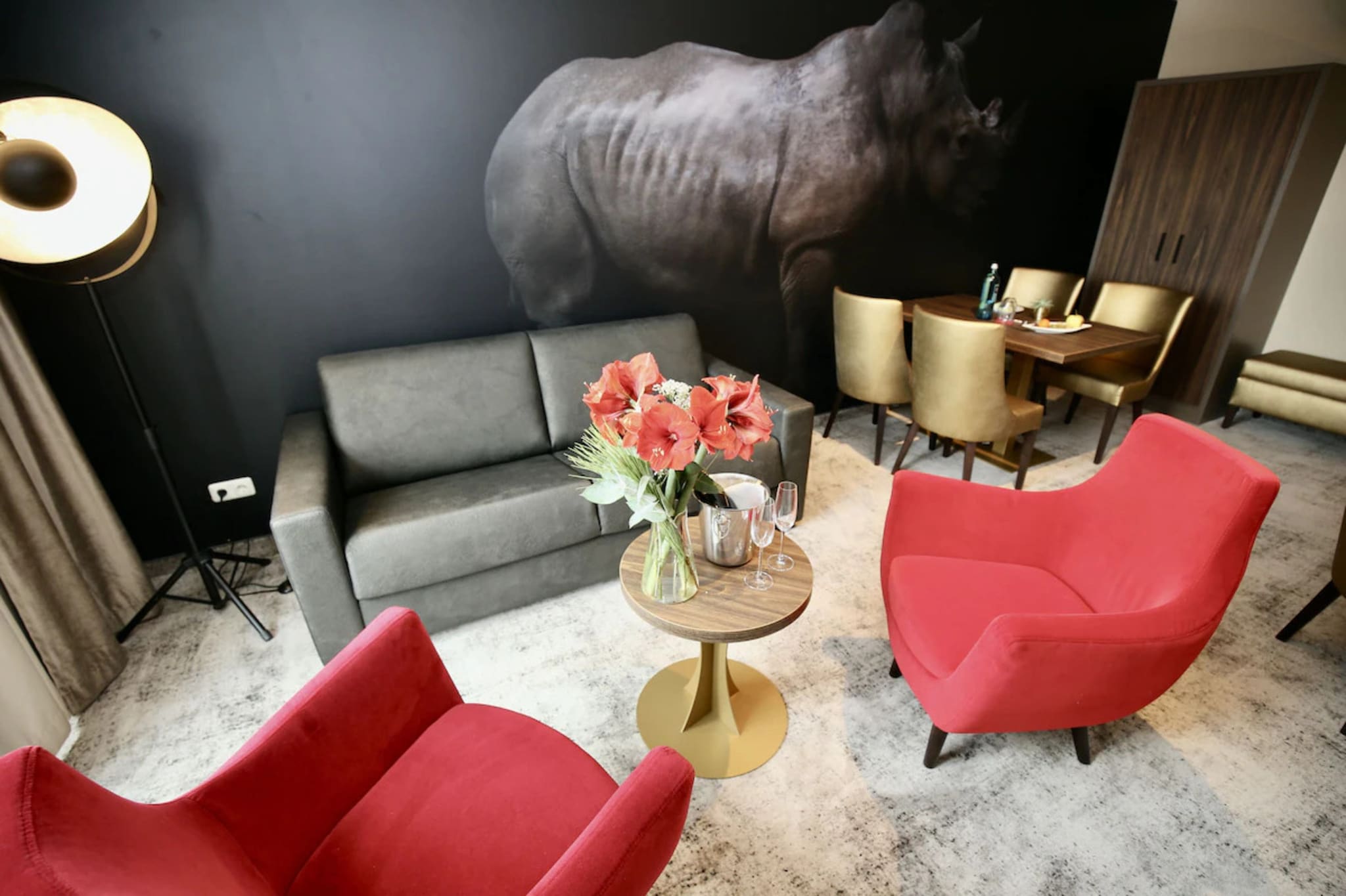 Amedia Hotel & Suites Leipzig - Suite - Living room
