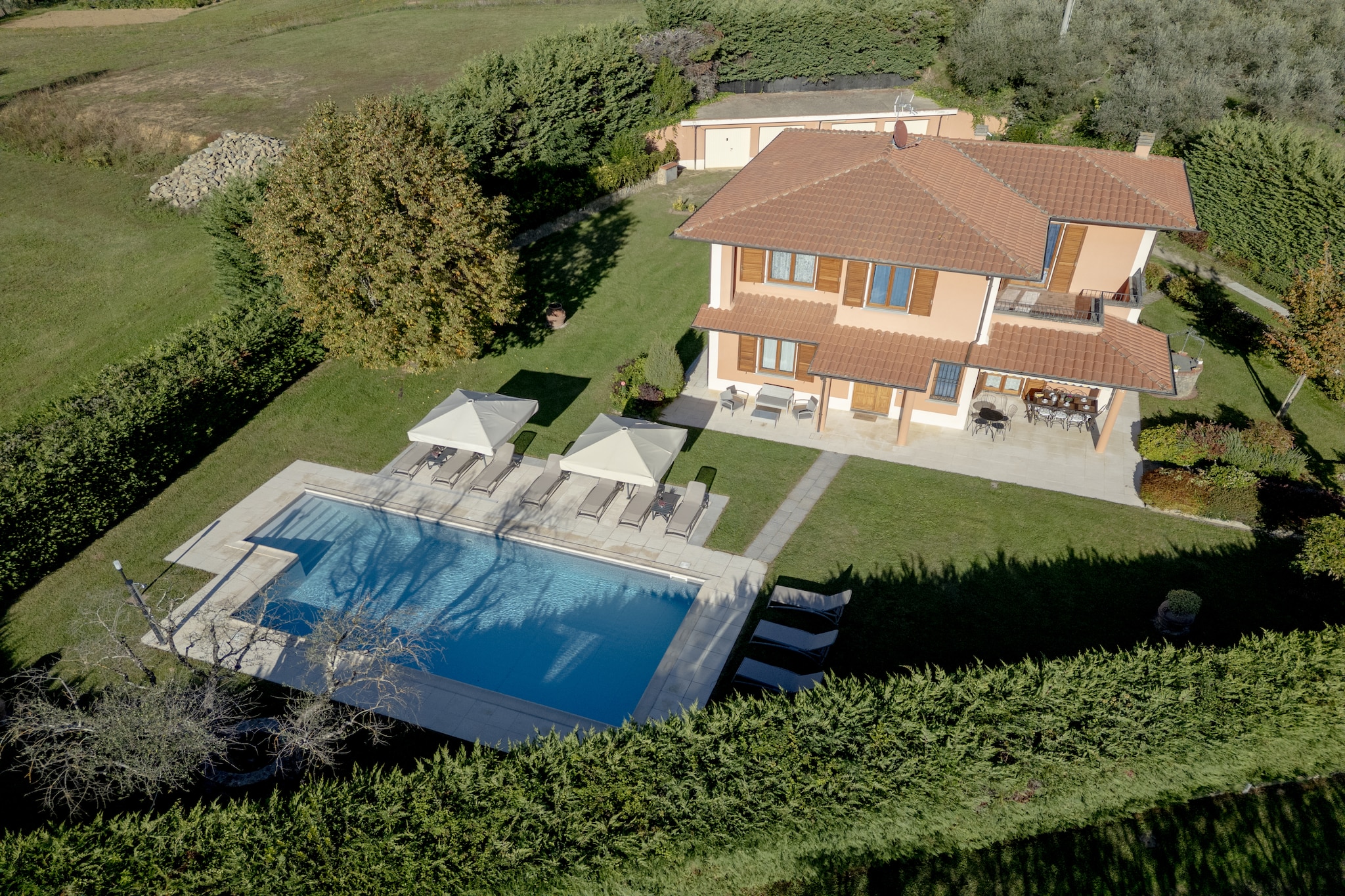 Exterior Summer