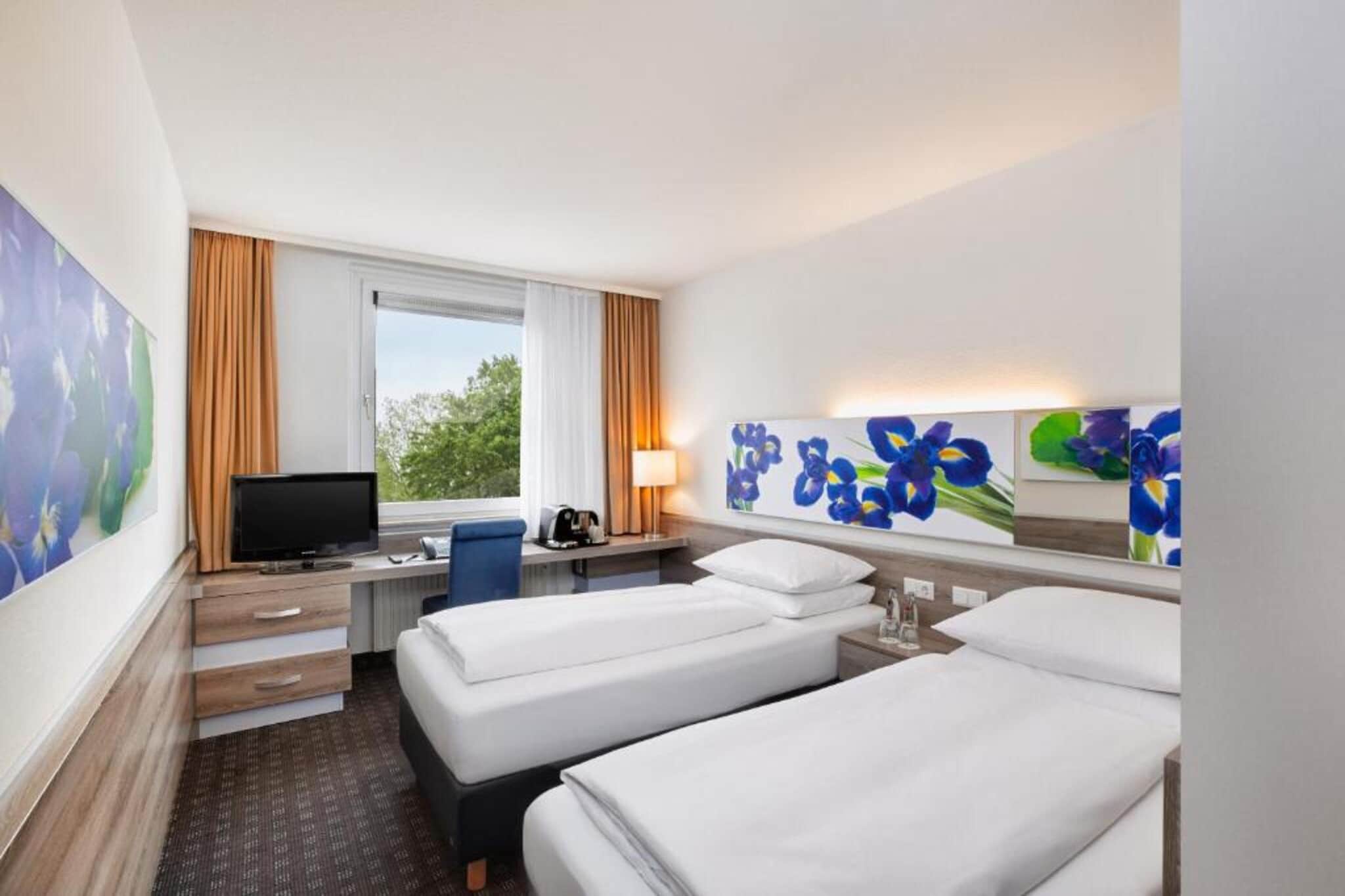 H Hotel Frankfurt Airport West - Comfort Twin Room