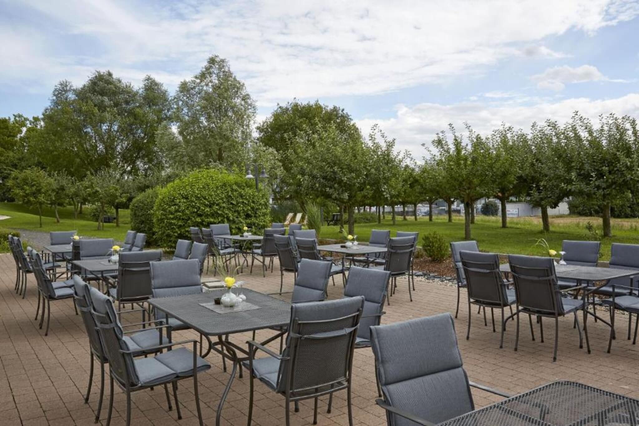 H Hotel Frankfurt Airport West - Comfort Twin Room - Image-tags.hotelfacilitiesandservices