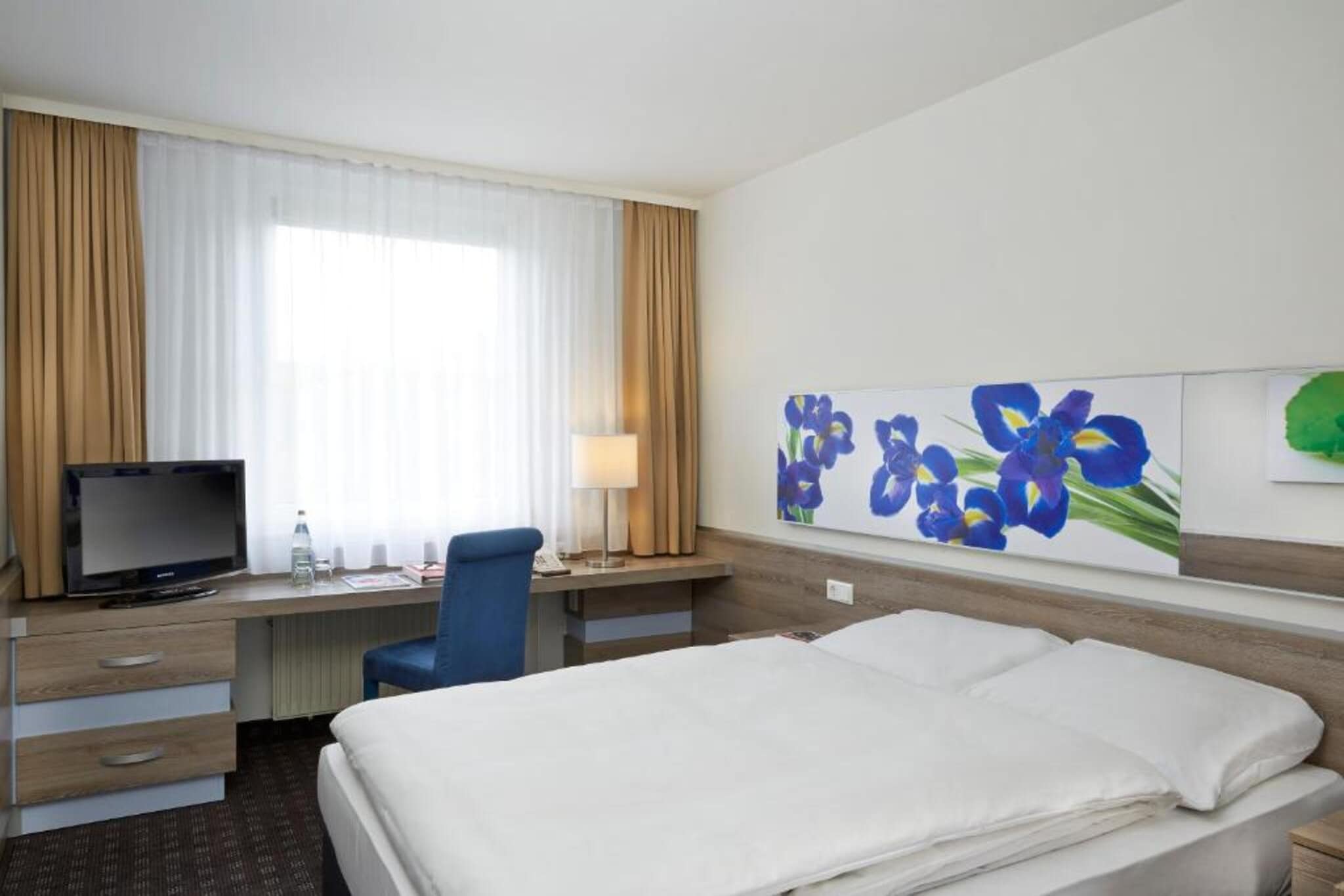 H Hotel Frankfurt Airport West - Comfort Triple Room