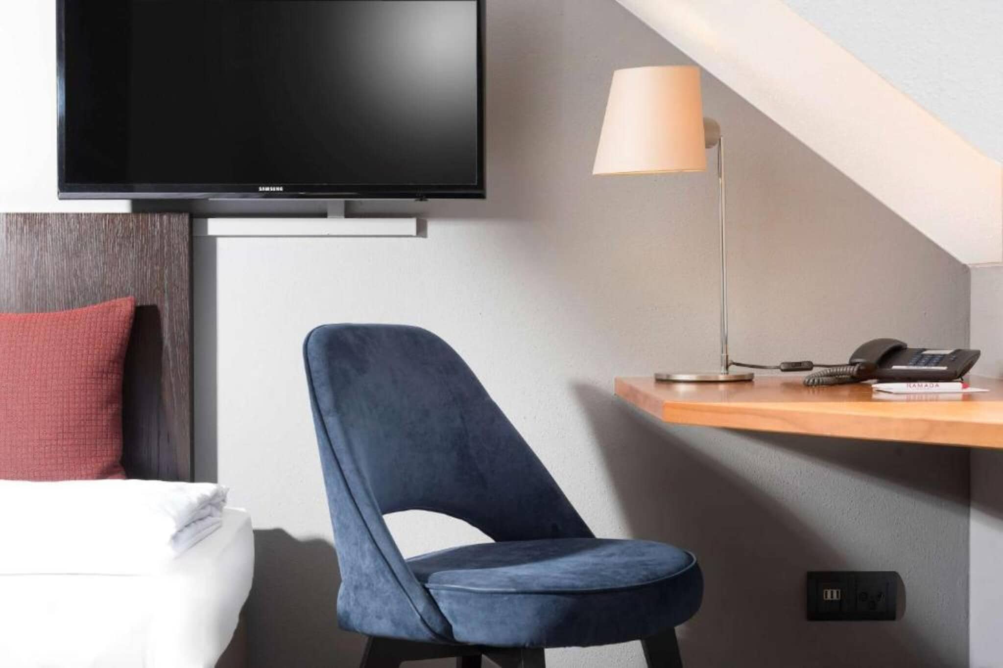 Sunday Hotel München Airport - Standard Single Room - Slaapkamer