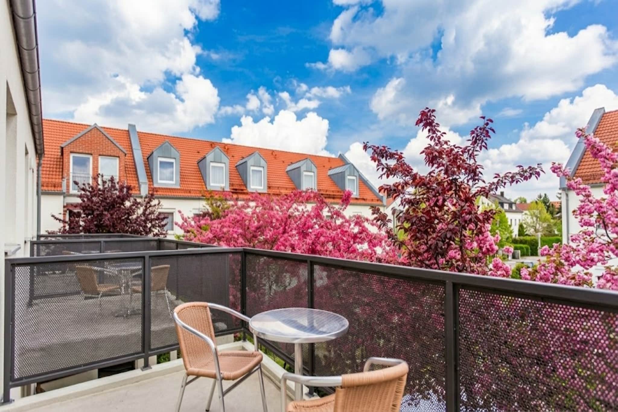 Sunday Hotel München Airport - Standard Single Room - Terrasbalkon