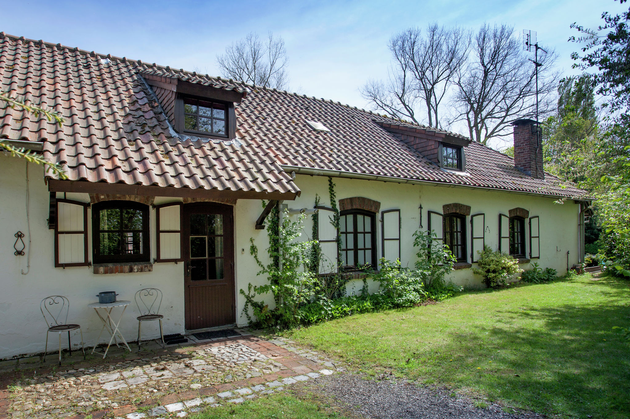 Magnificent Farmhouse in Sint Joost with Private Pool
