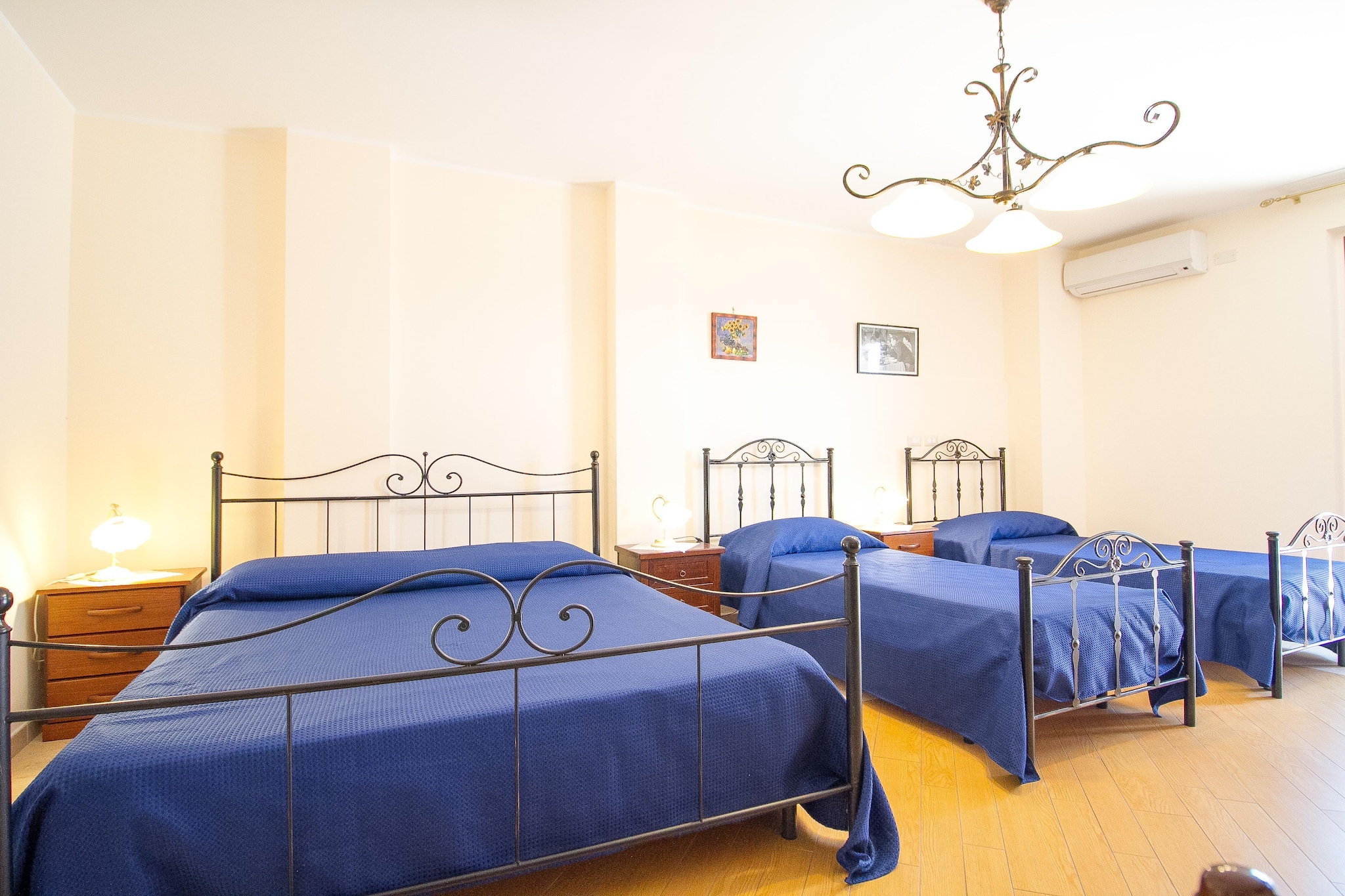 Nr 2 Camere Standard