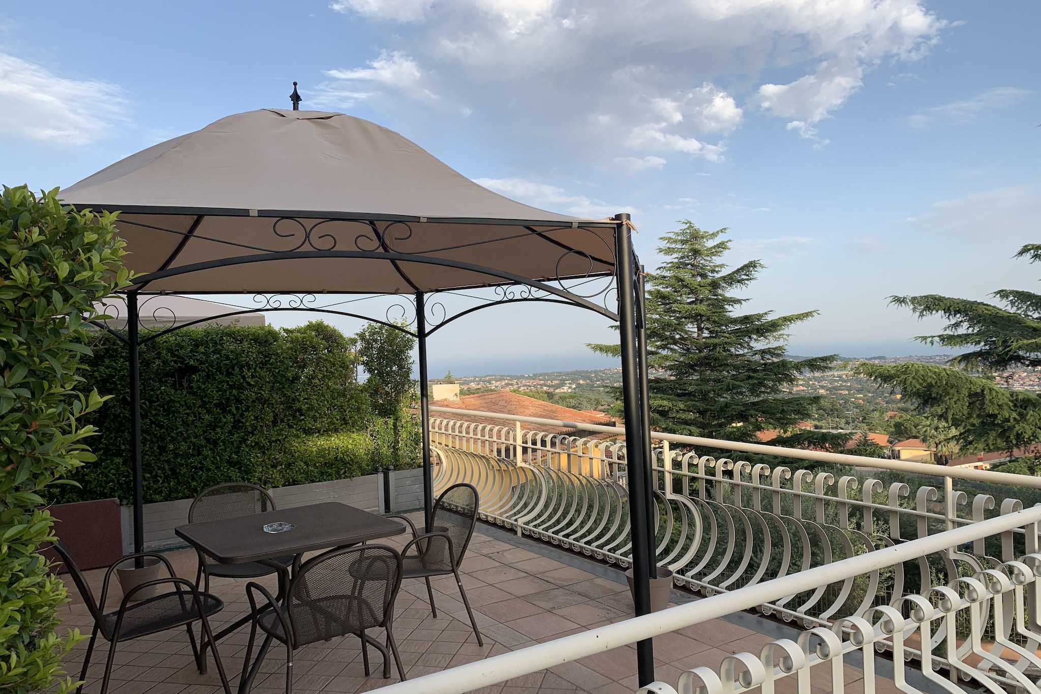 Nr 2 Appartamenti Monolocali con vista mare - Terrasse / balcon