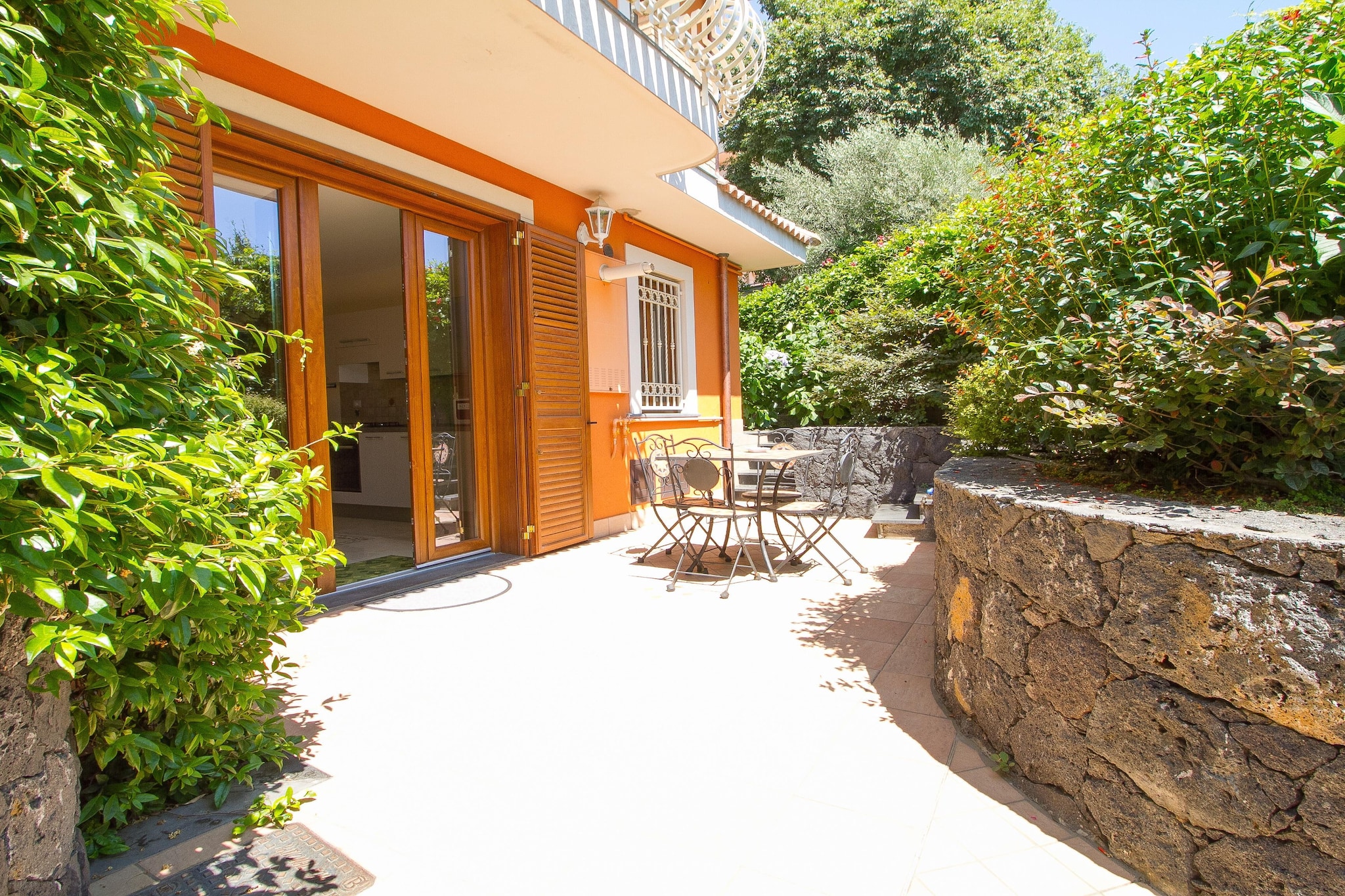 Nr 1 Appartamento Bilocale con giardino - Terrasse / balcon