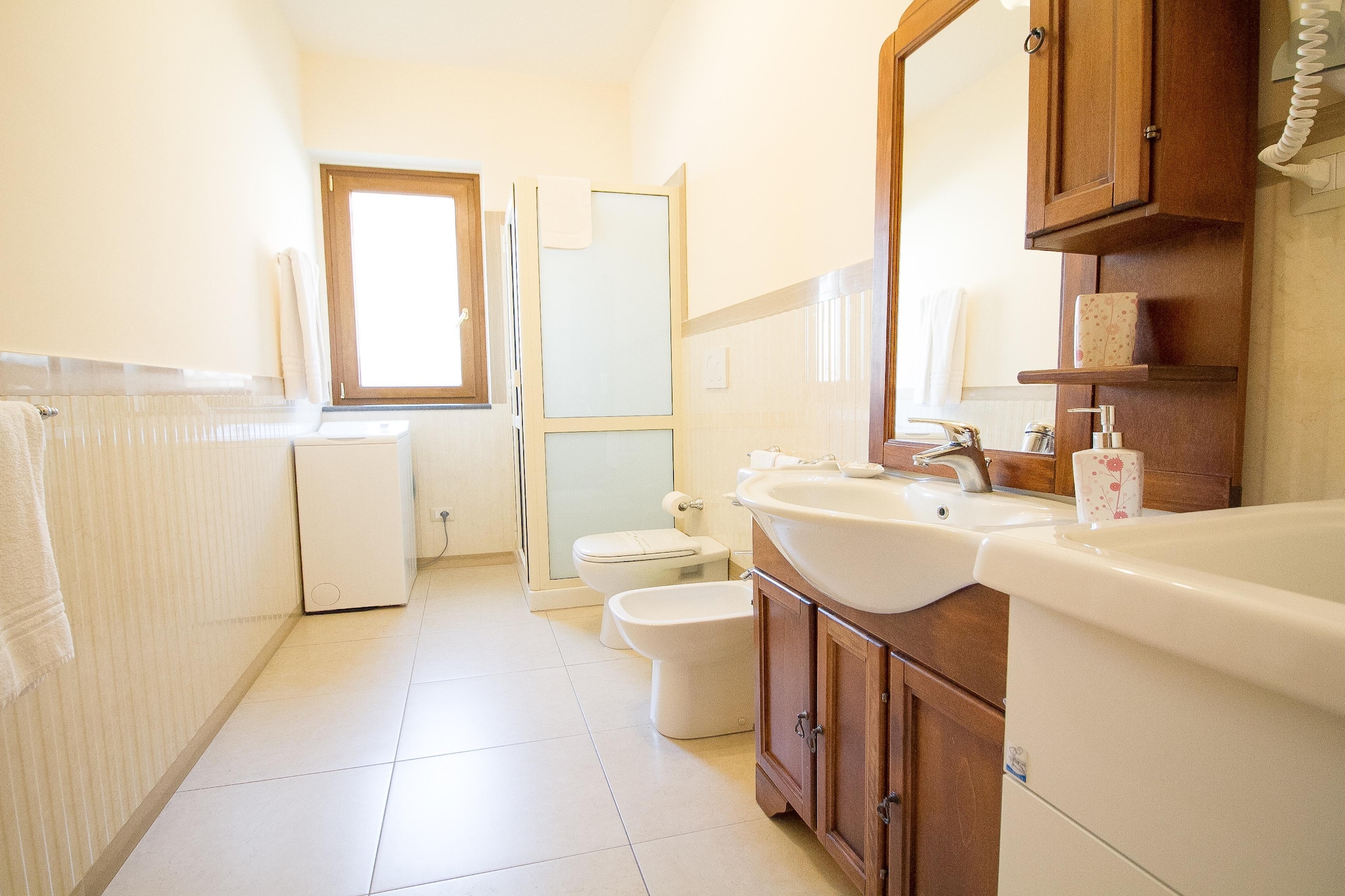 N 2 Appartamenti Trilocali con vista mare - Salle de bain