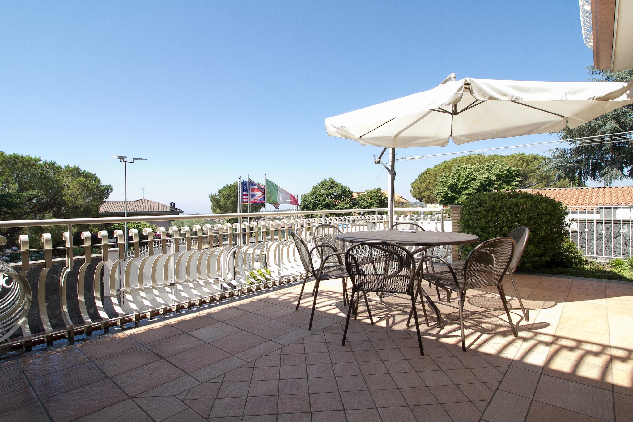 N 2 Appartamenti Trilocali con vista mare - Terrasse / balcon