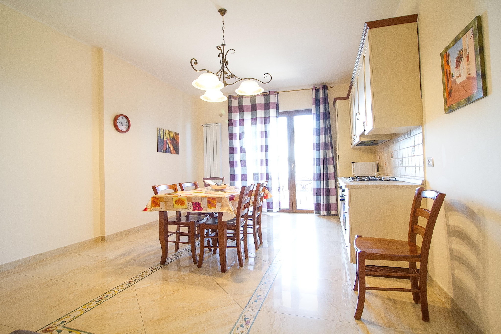 N 2 Appartamenti Trilocali con vista mare - Salle à manger