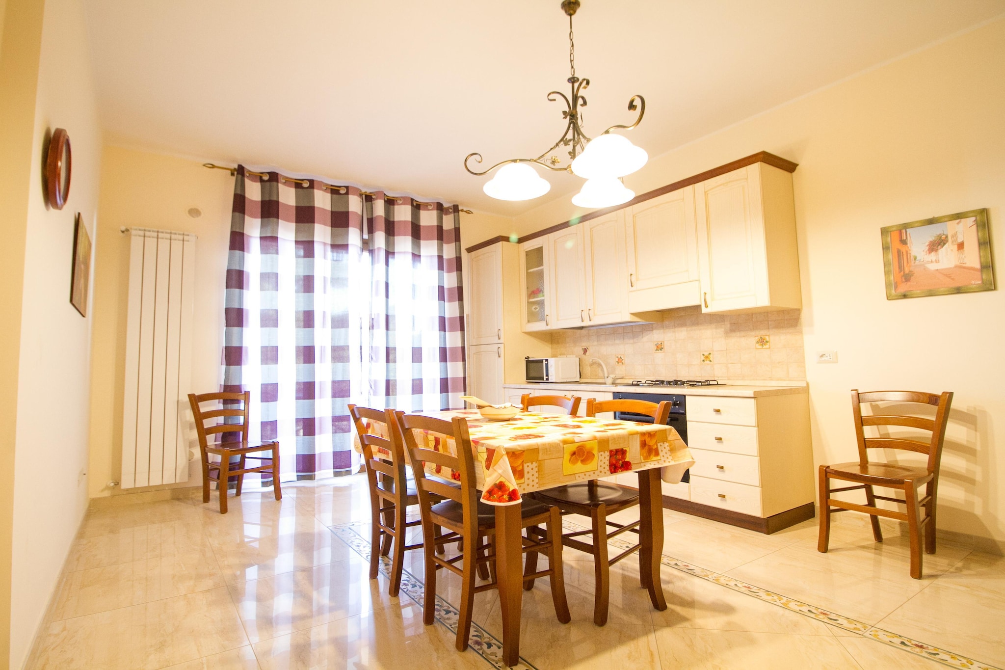 N 2 Appartamenti Trilocali con vista mare - Salle à manger