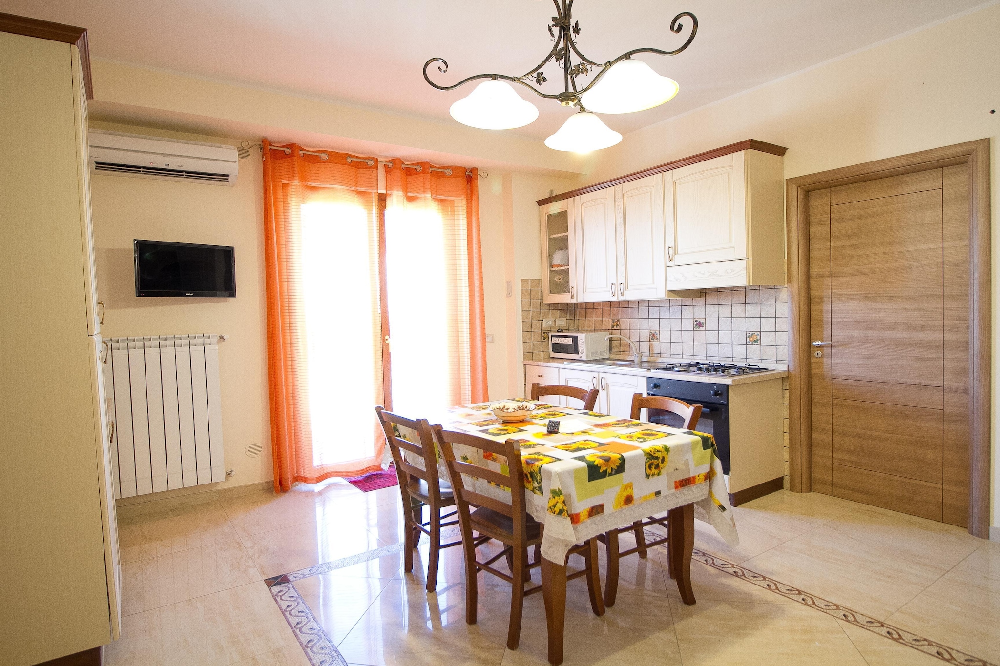 N 2 Appartamenti Trilocali con vista mare - Cuisine